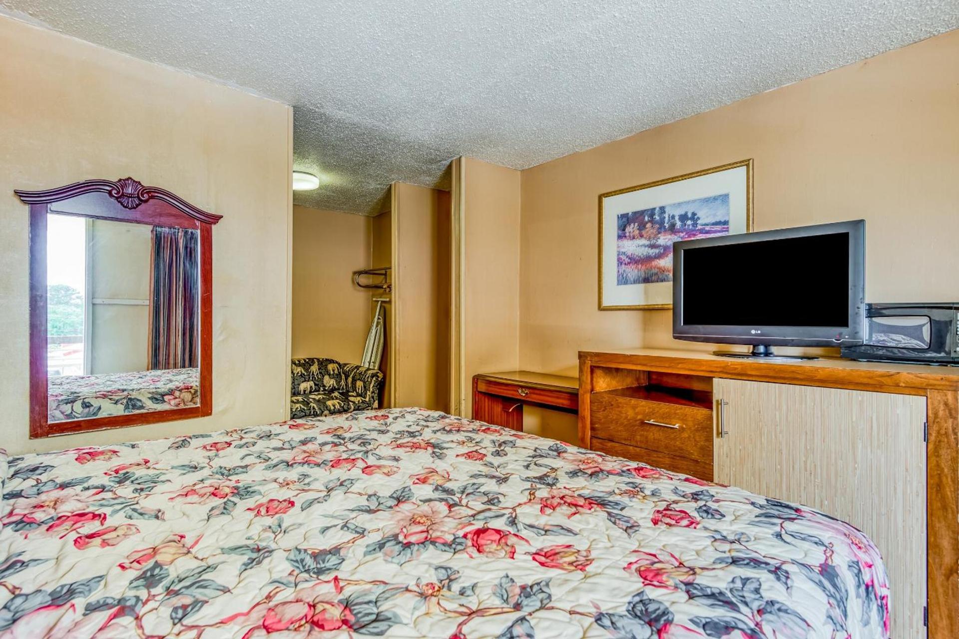 OYO Hotel Jackson North I-55 photo 67