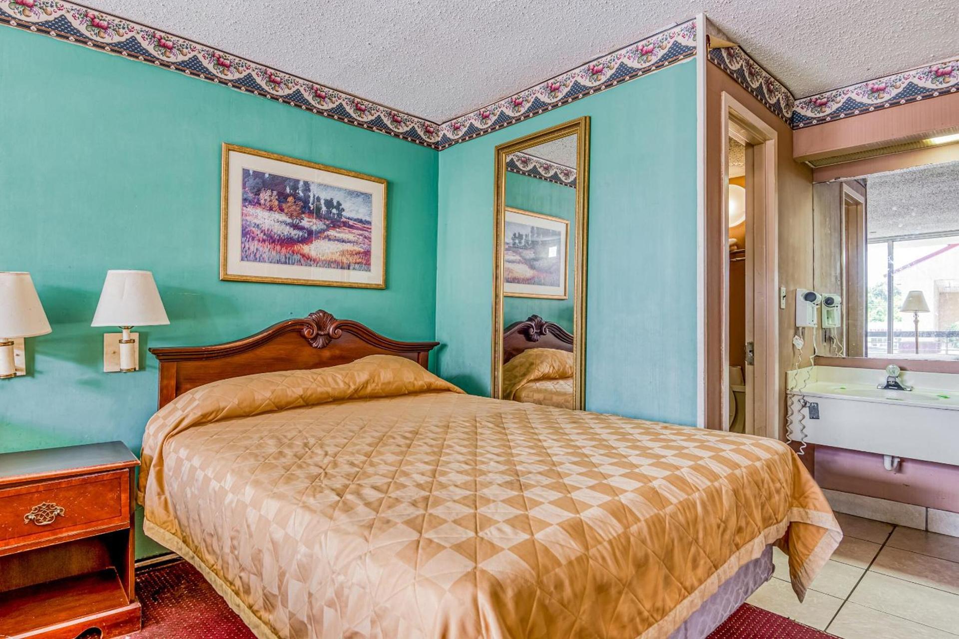 OYO Hotel Jackson North I-55 photo 52