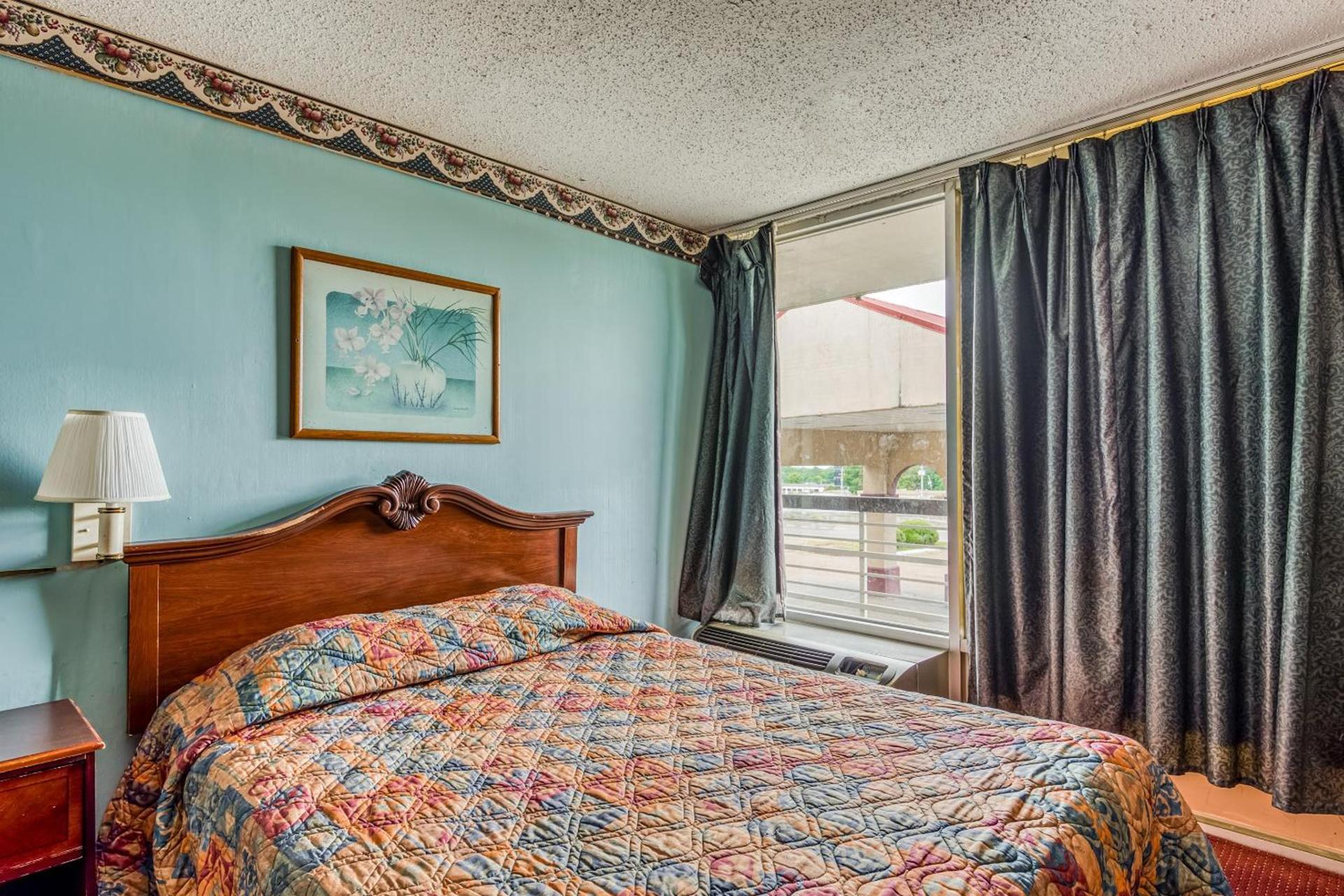 OYO Hotel Jackson North I-55 photo 48