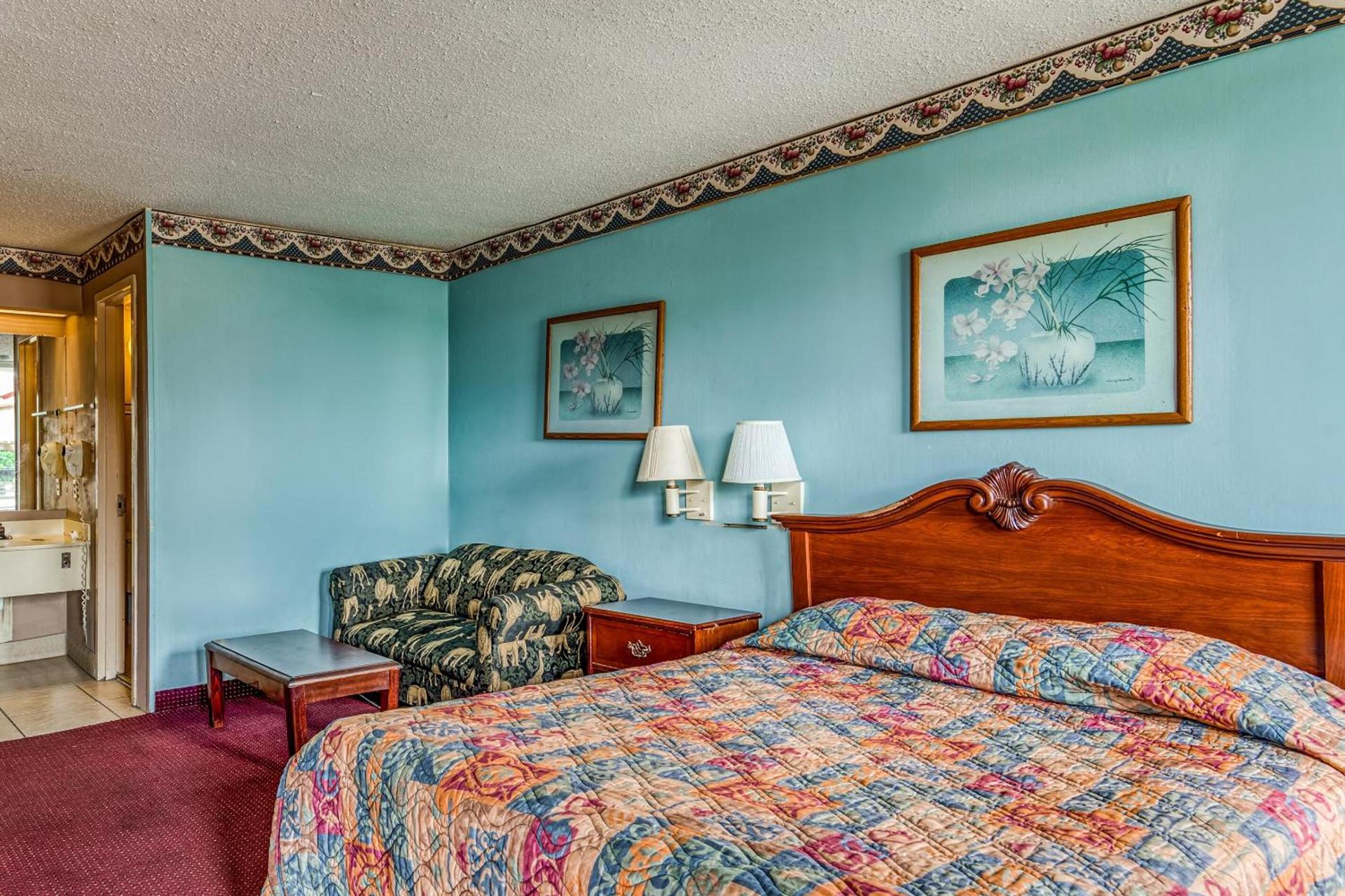 OYO Hotel Jackson North I-55 photo 47