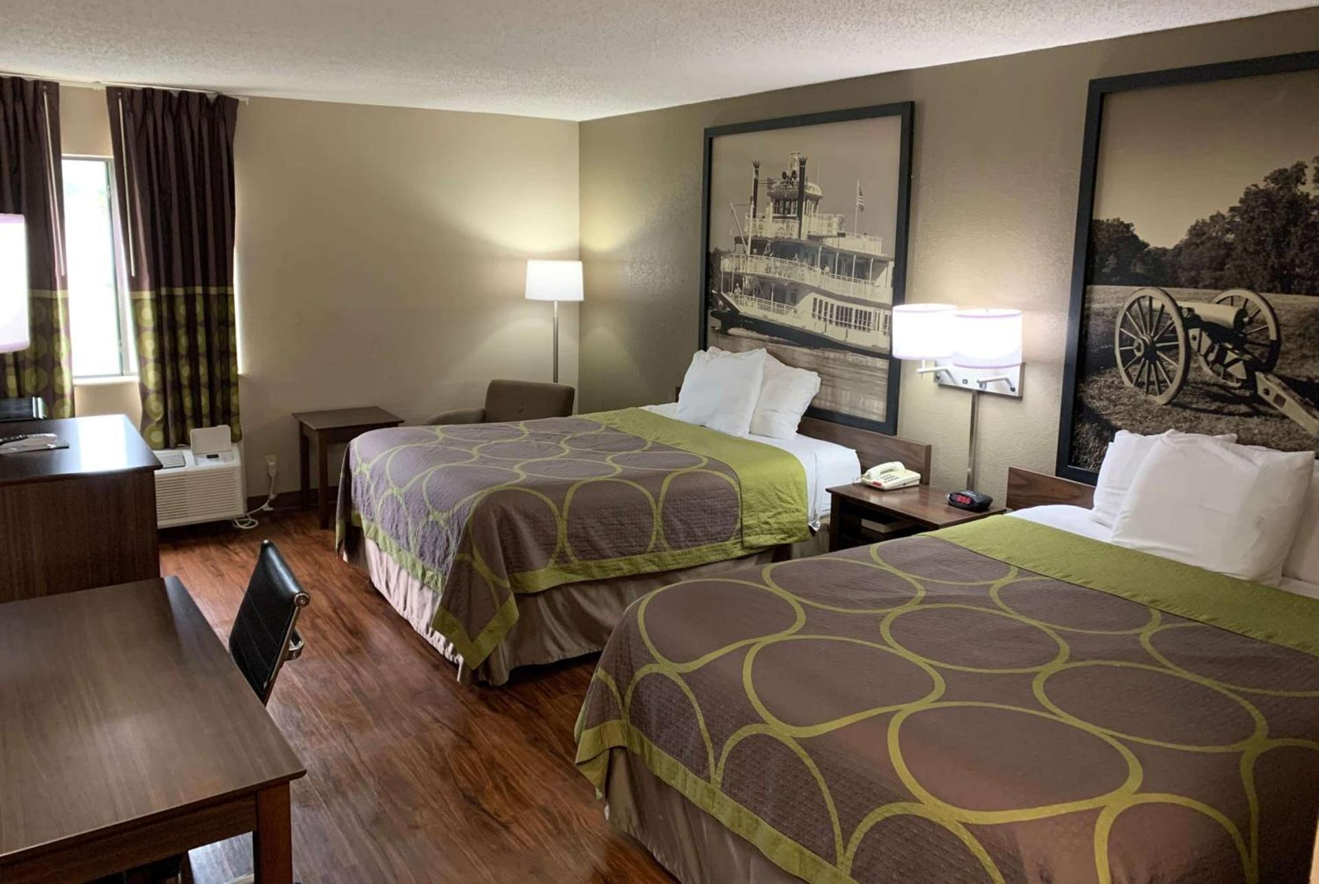 Super 8 by Wyndham Hernando photo 39