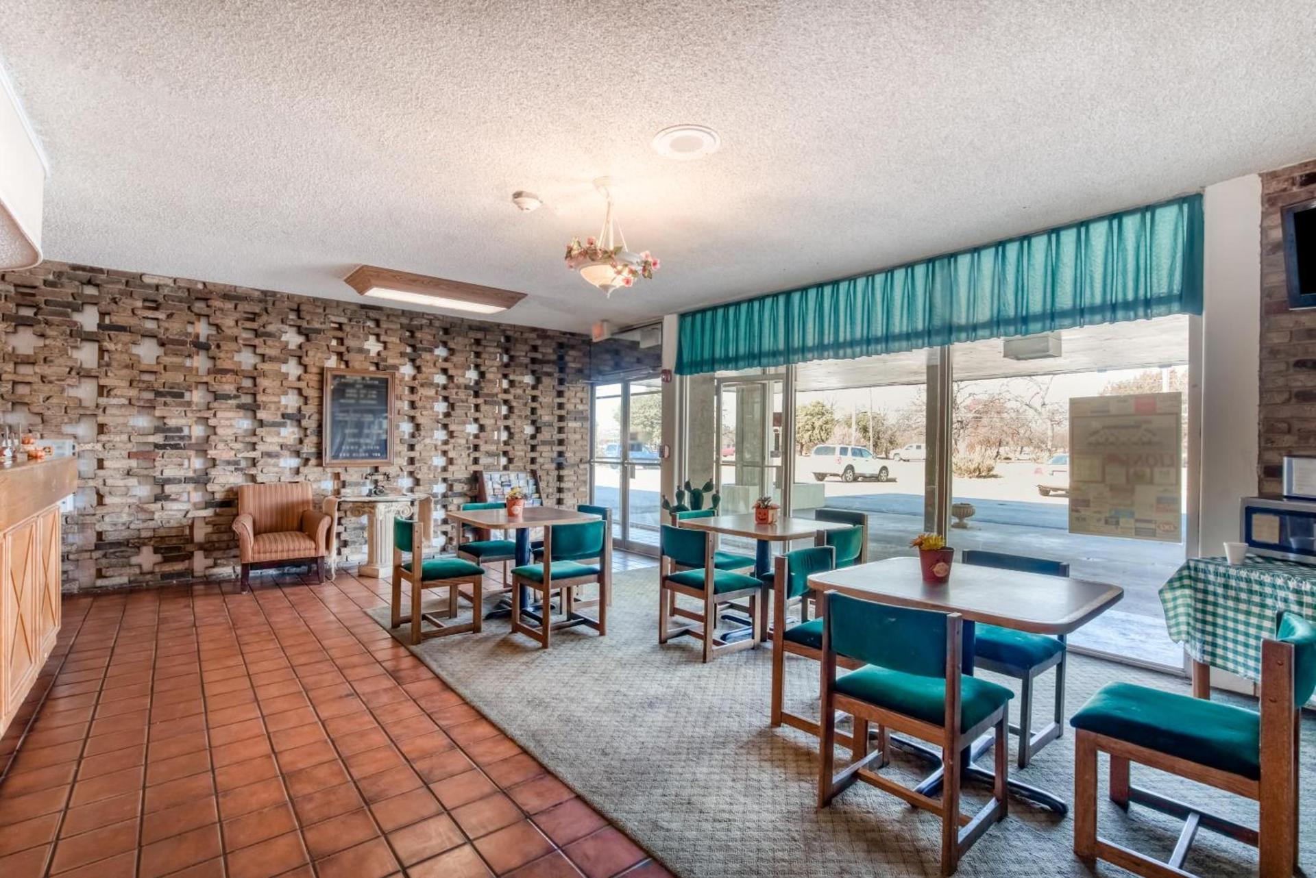 OYO Hotel Brownwood Hwy 67 photo 14
