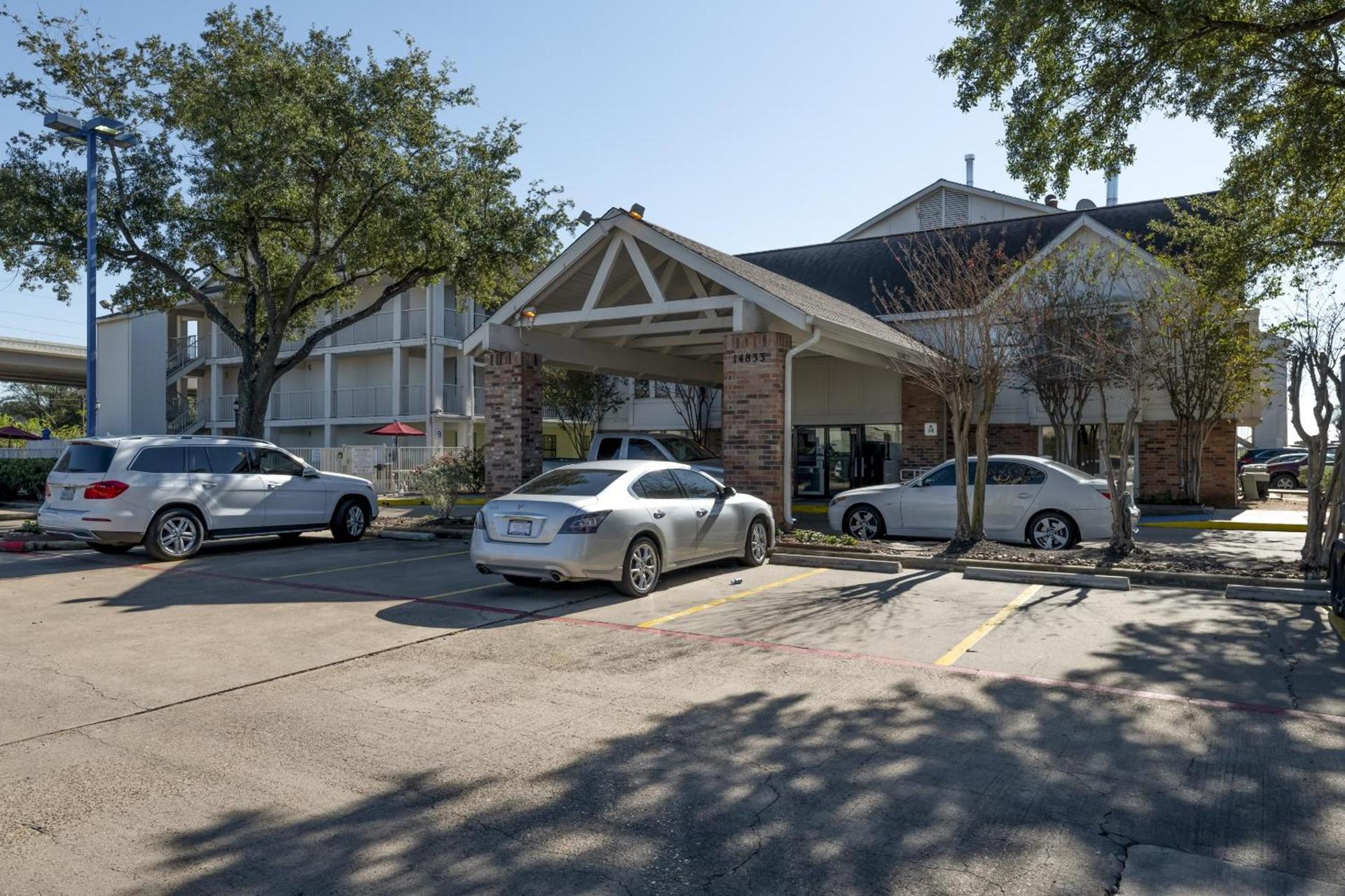 OYO Hotel Houston Katy Freeway photo 26