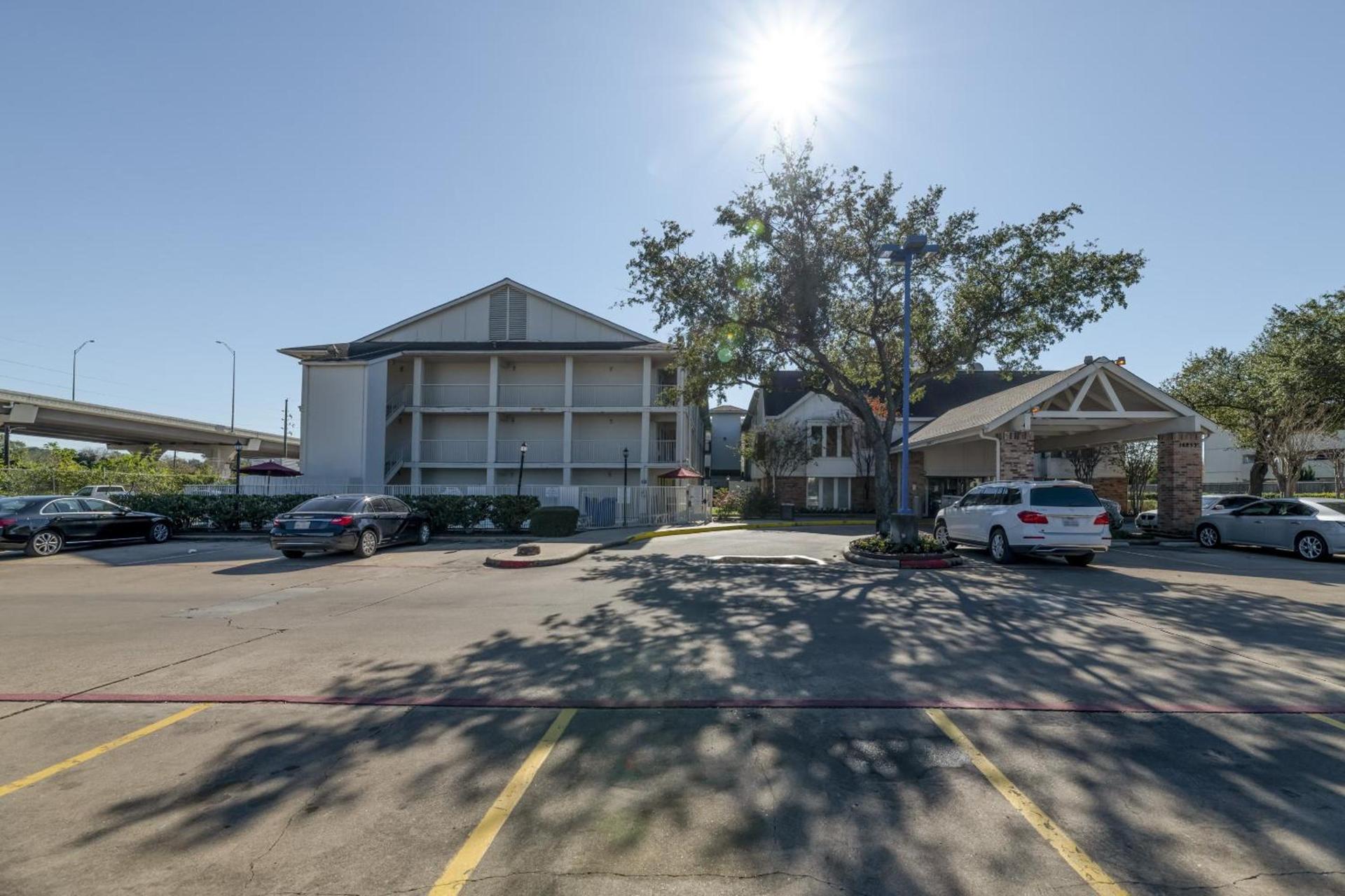 OYO Hotel Houston Katy Freeway photo 43