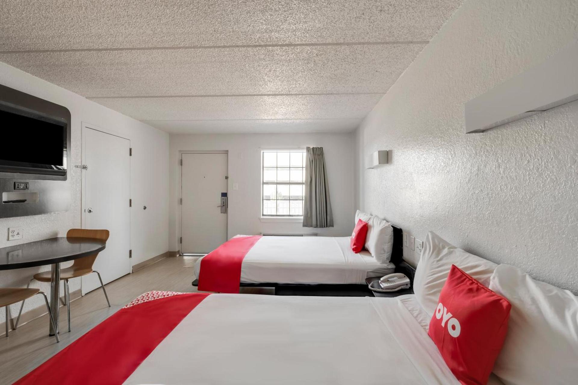 OYO Hotel Houston Katy Freeway photo 62