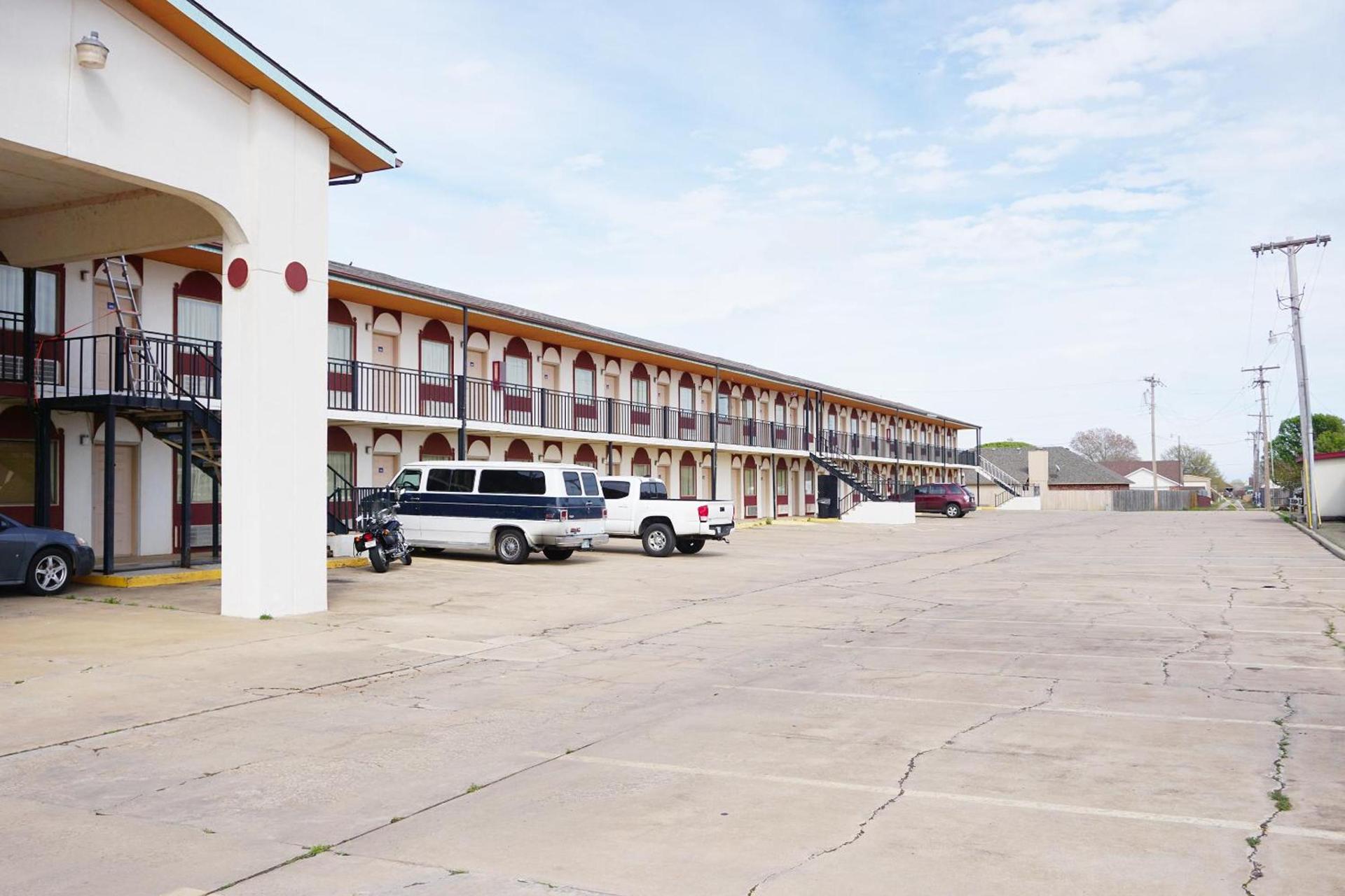 OYO Hotel Altus N Main St photo 48