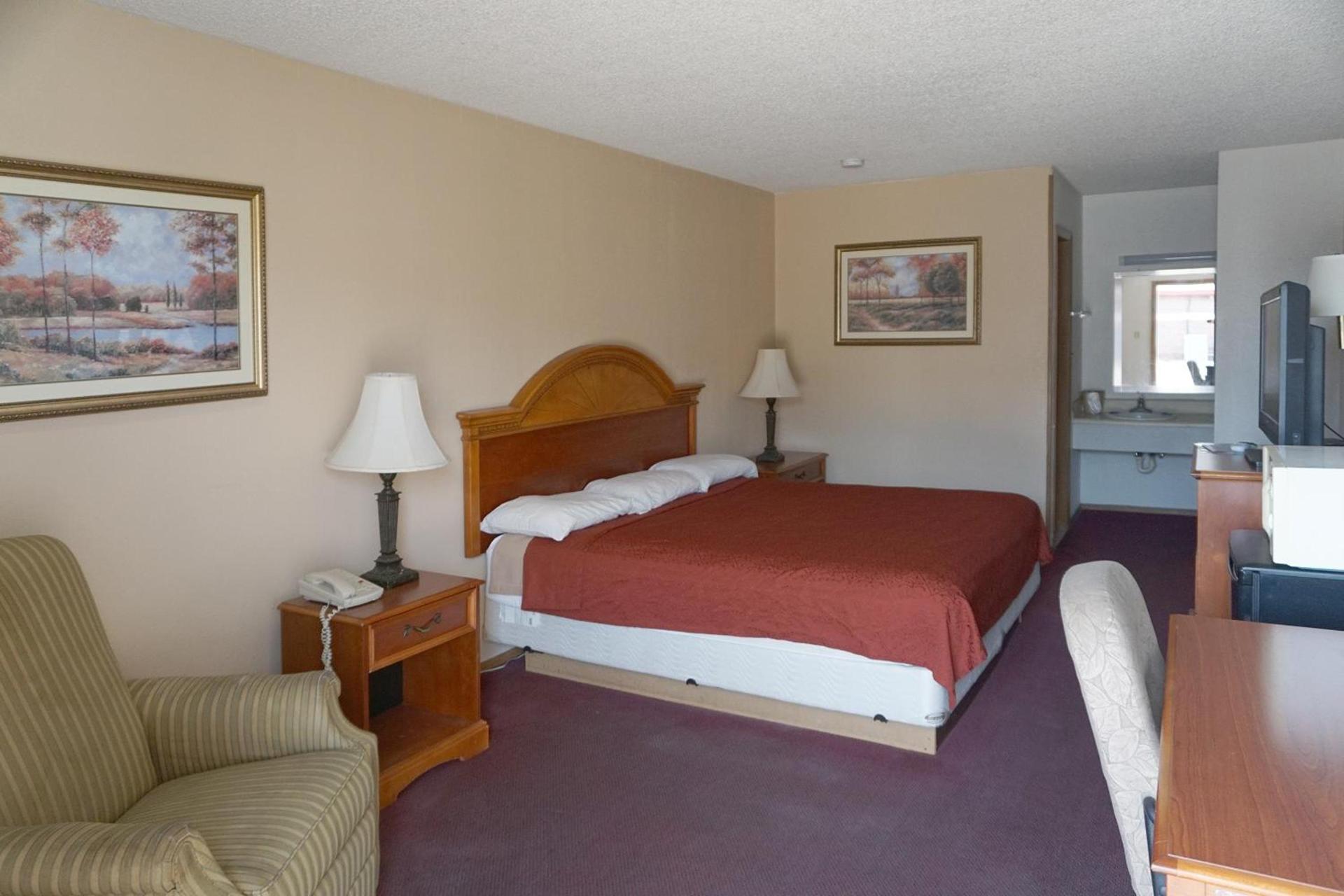 OYO Hotel Altus N Main St photo 42