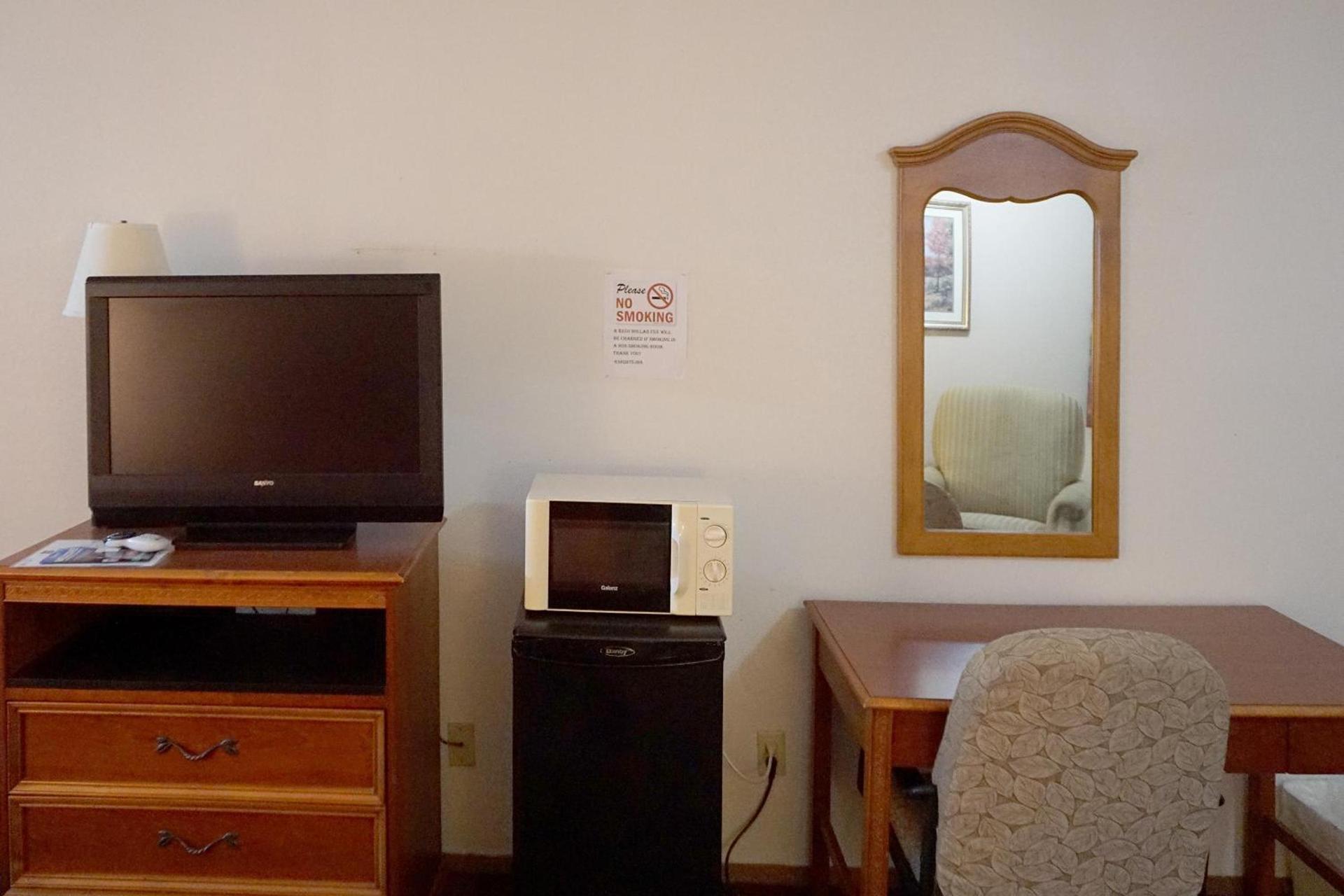 OYO Hotel Altus N Main St photo 30