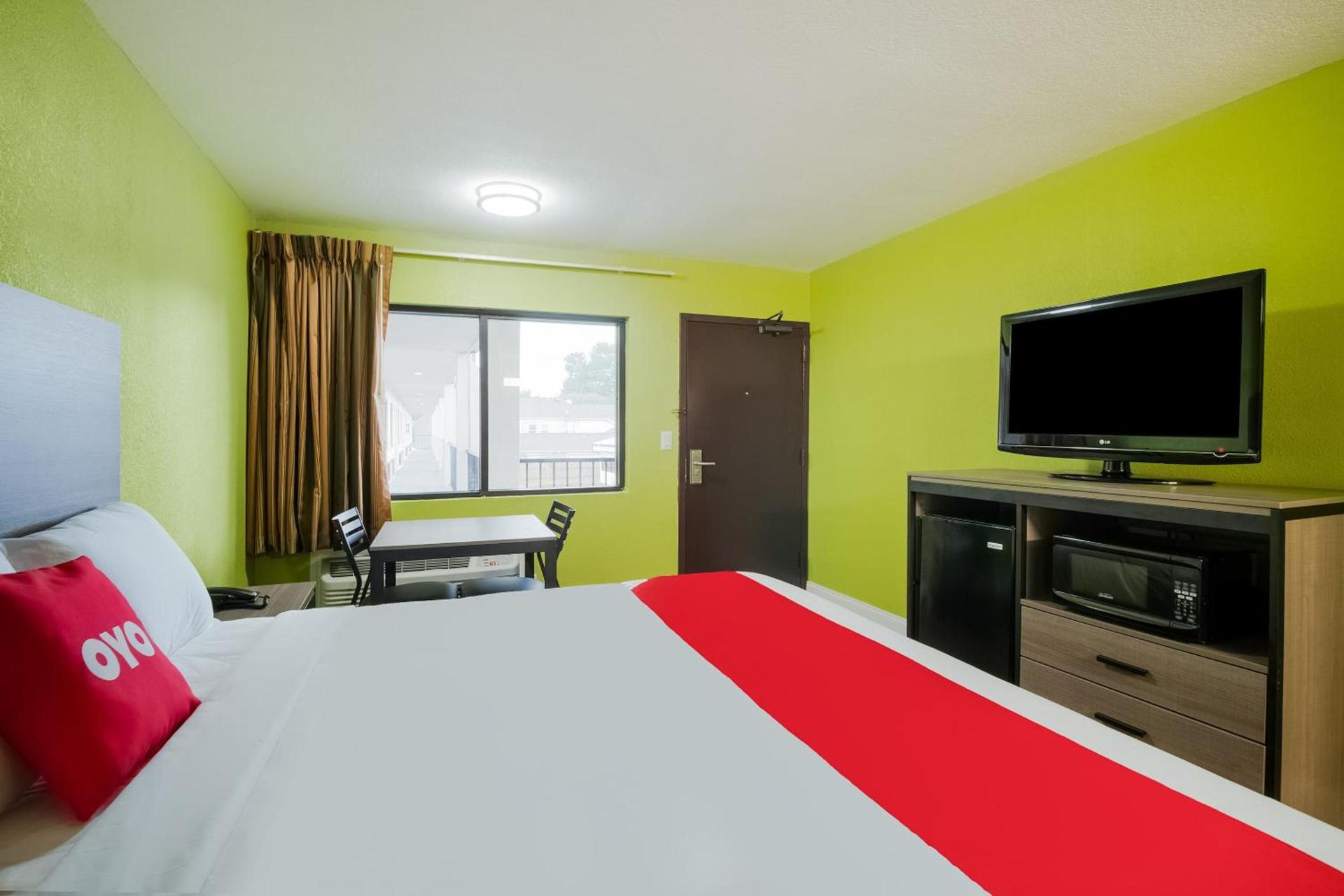OYO Hotel Houston N Fm-1960 Champions TX photo 67