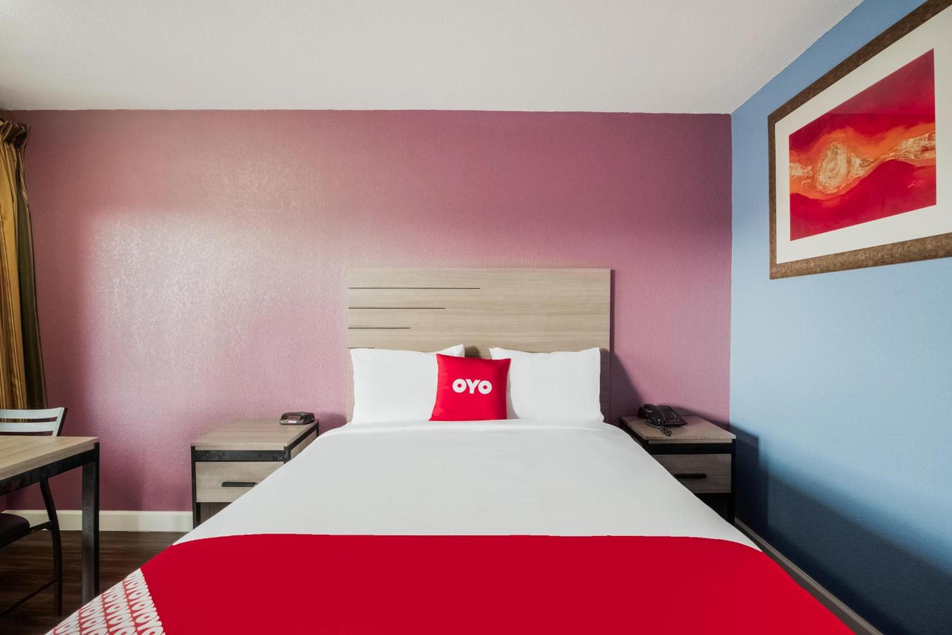 OYO Hotel Houston N Fm-1960 Champions TX photo 48