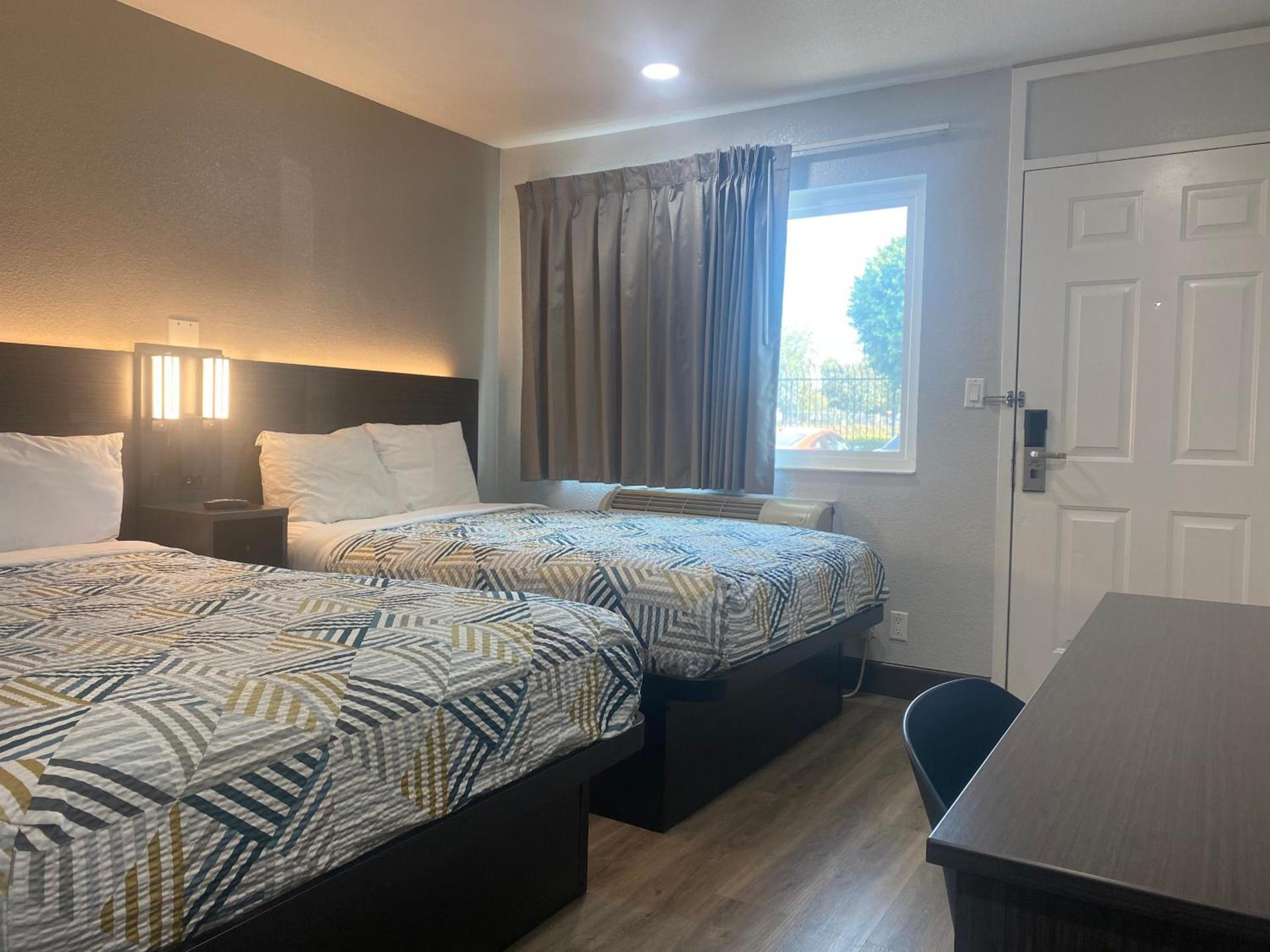 Motel 6-San Bernardino, CA - South photo 27