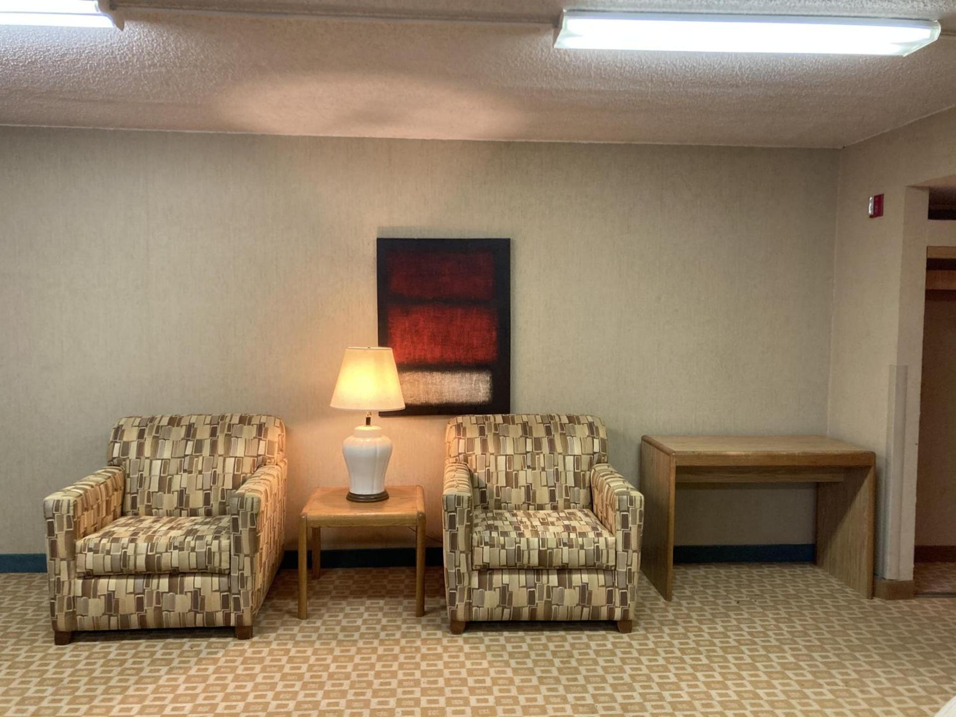 Days Inn by Wyndham Sherman photo 20