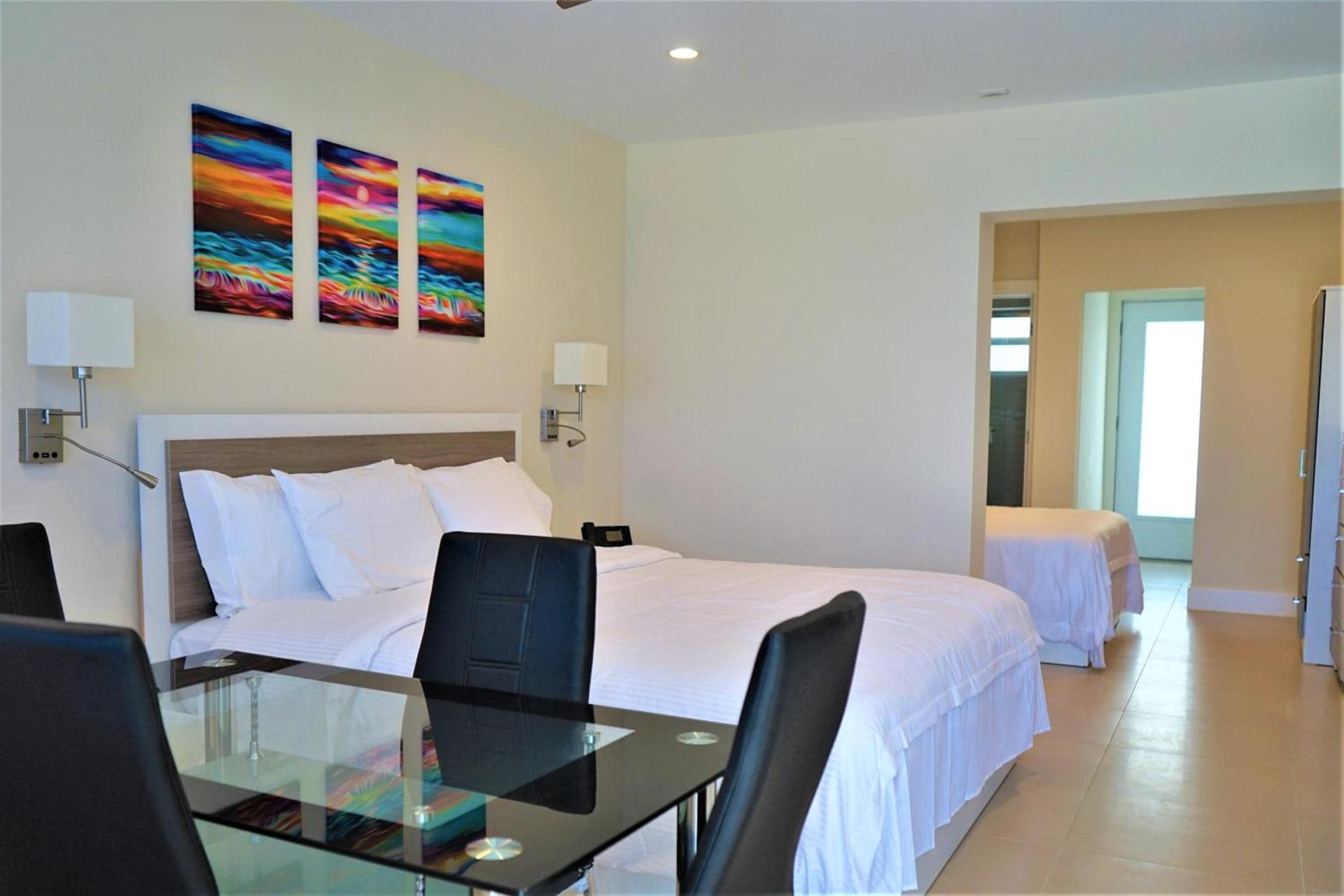 Diane Oceanfront Suites photo 18
