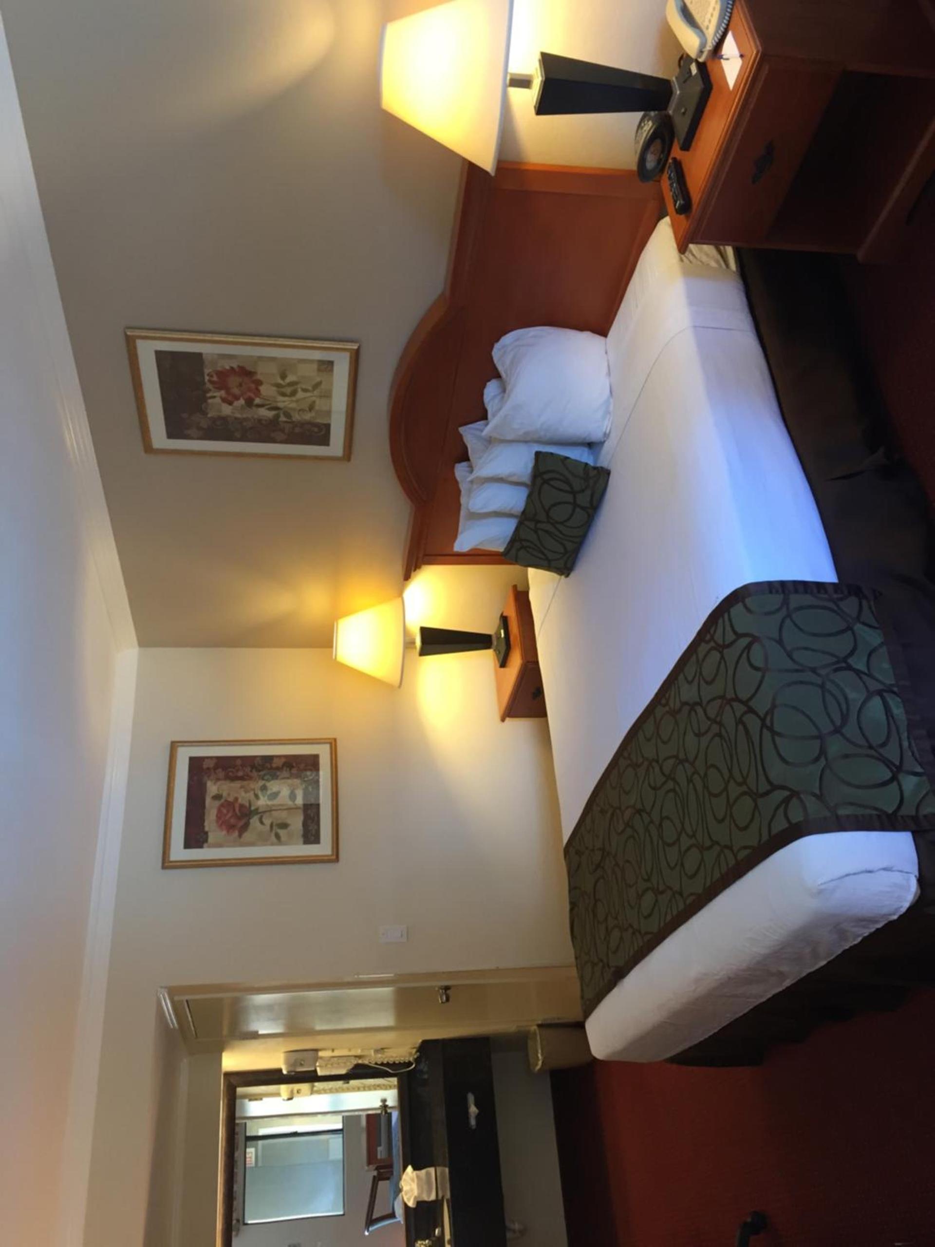 Chula Vista Inn photo 7