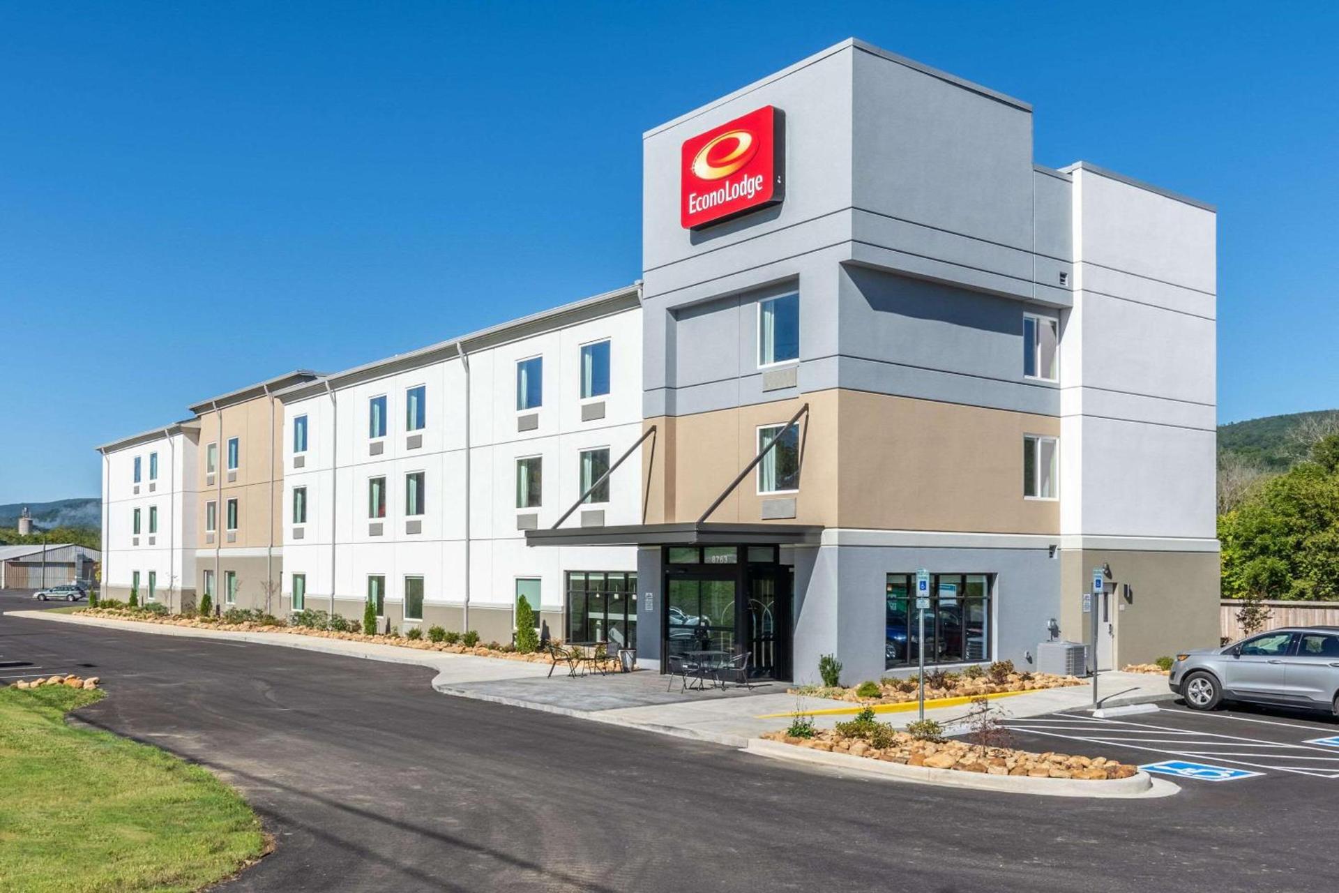 Econo Lodge Dayton North — hotel in Dayton