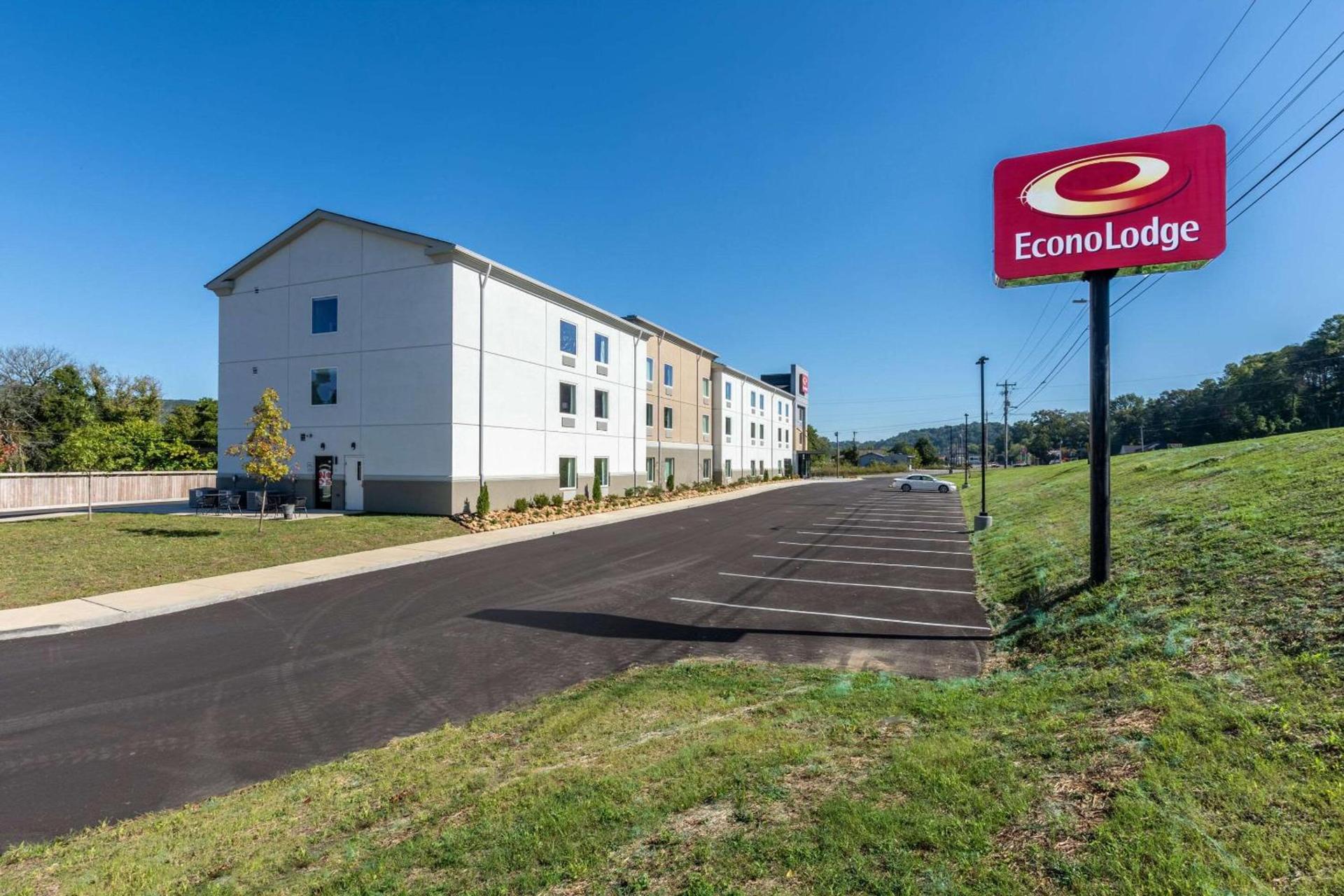 Econo Lodge Dayton North photo 2