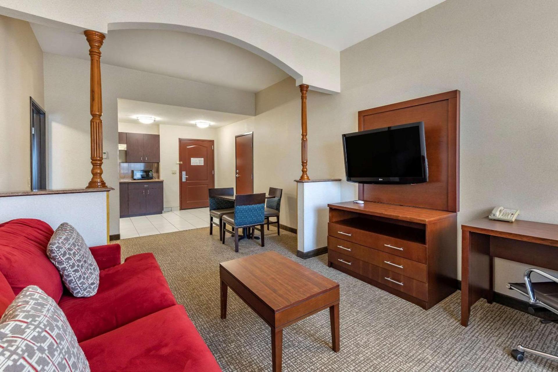 Citrus Suites Redlands Loma Linda Hotel photo 21