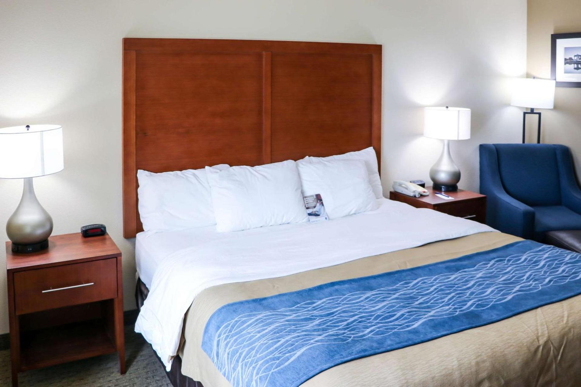 Comfort Inn & Suites Sikeston I-55 photo 21