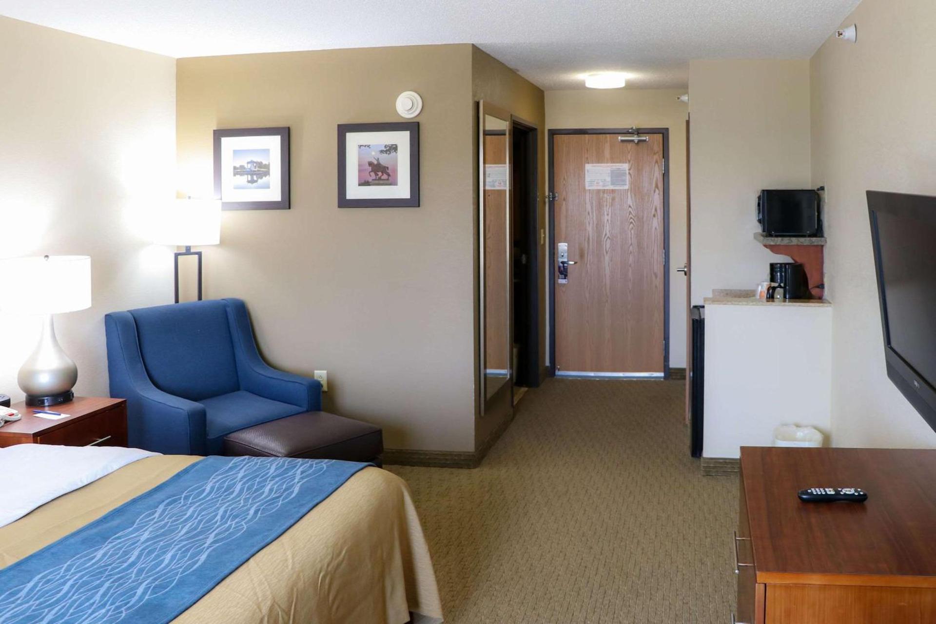 Comfort Inn & Suites Sikeston I-55 photo 20