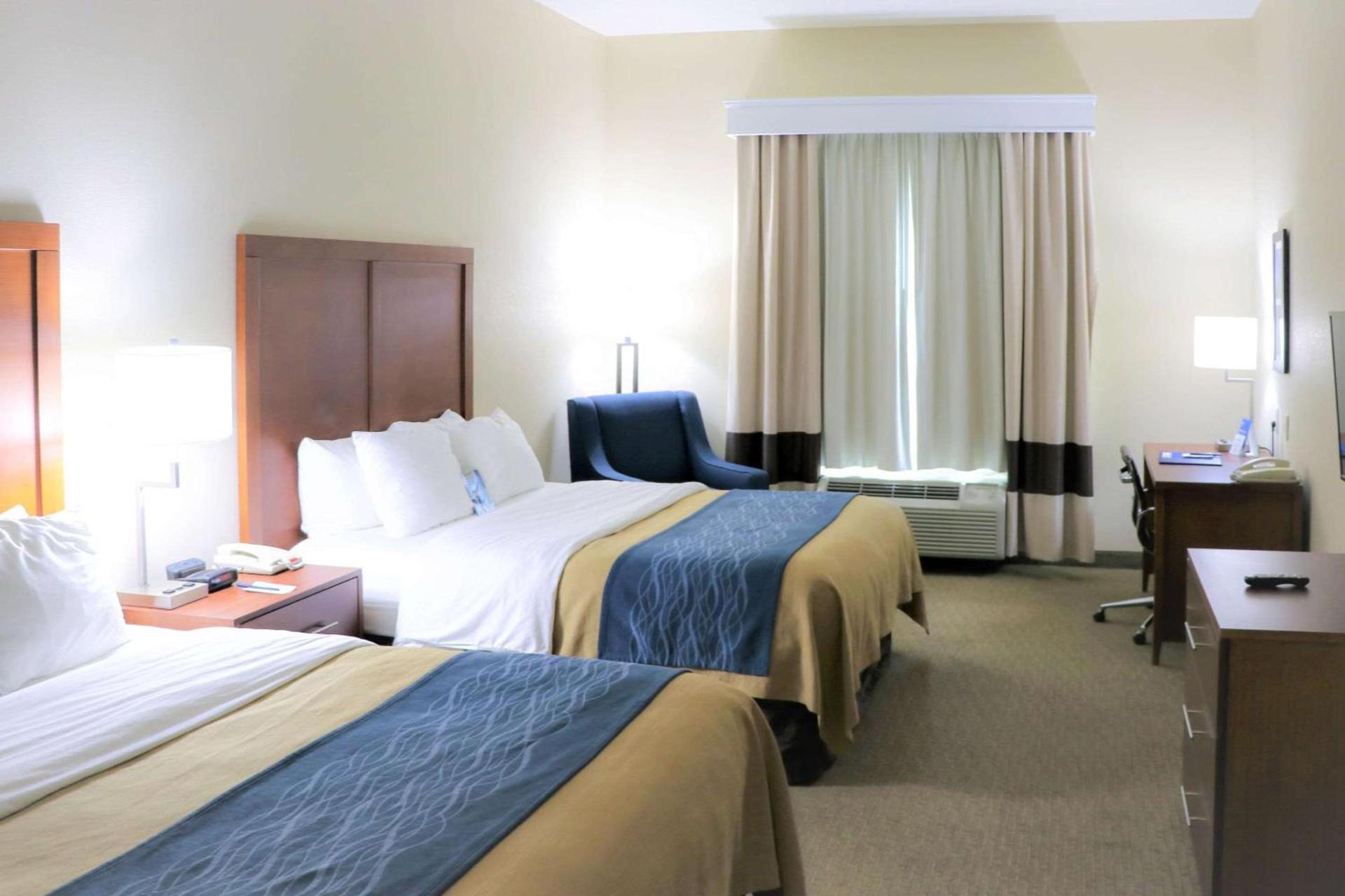 Comfort Inn & Suites Sikeston I-55 photo 16