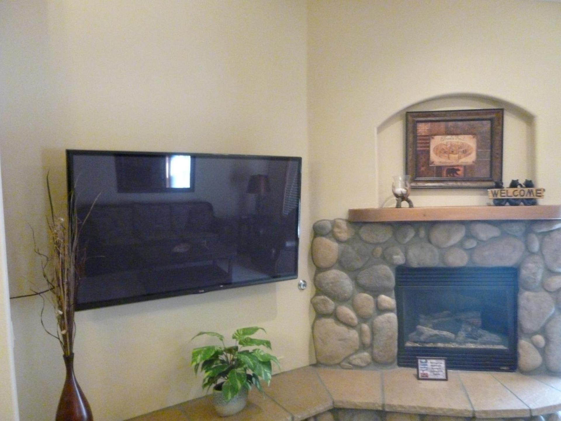 Ruidoso River Resort Condos photo 16