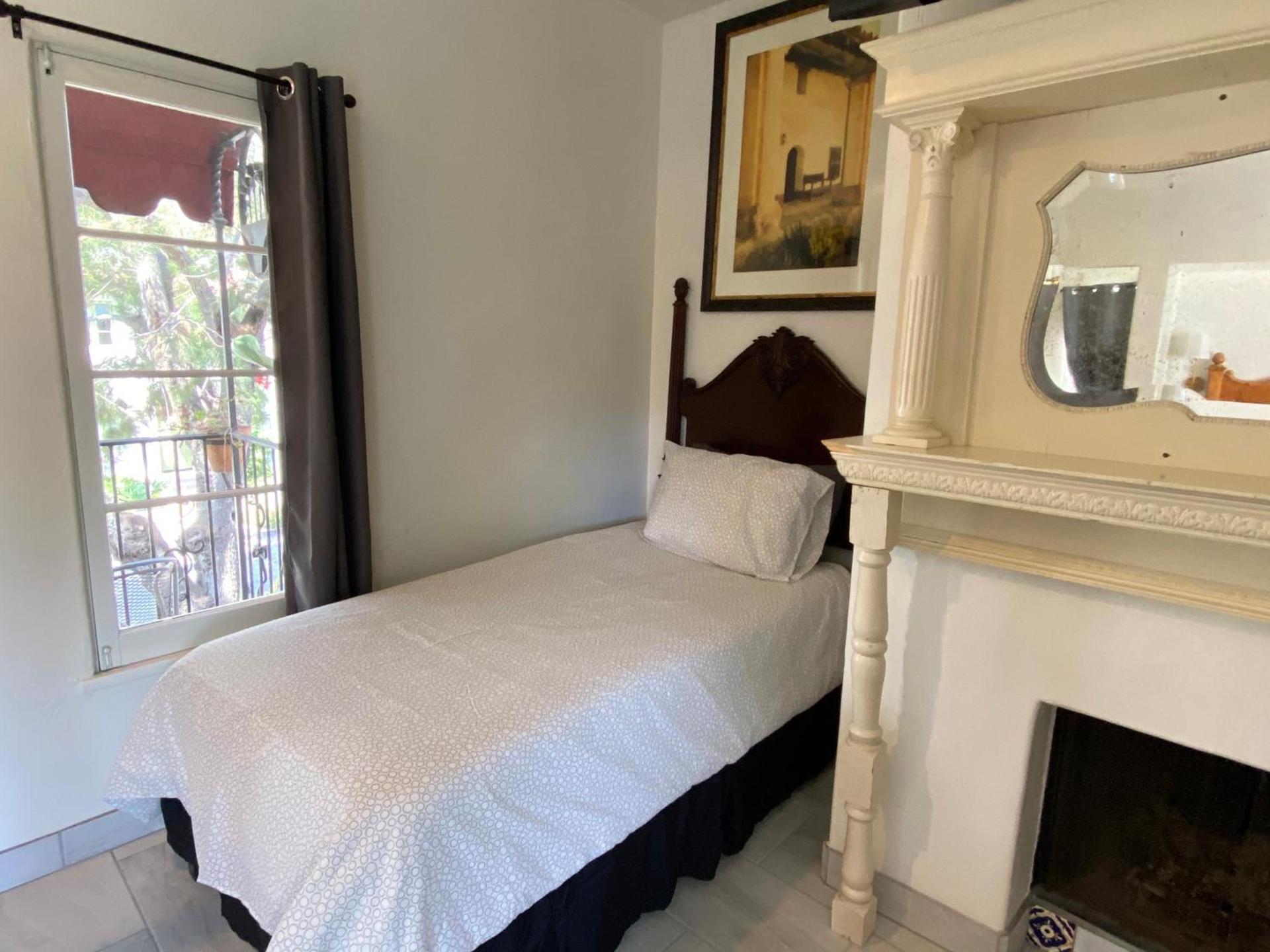 Villa Rosa Inn photo 39