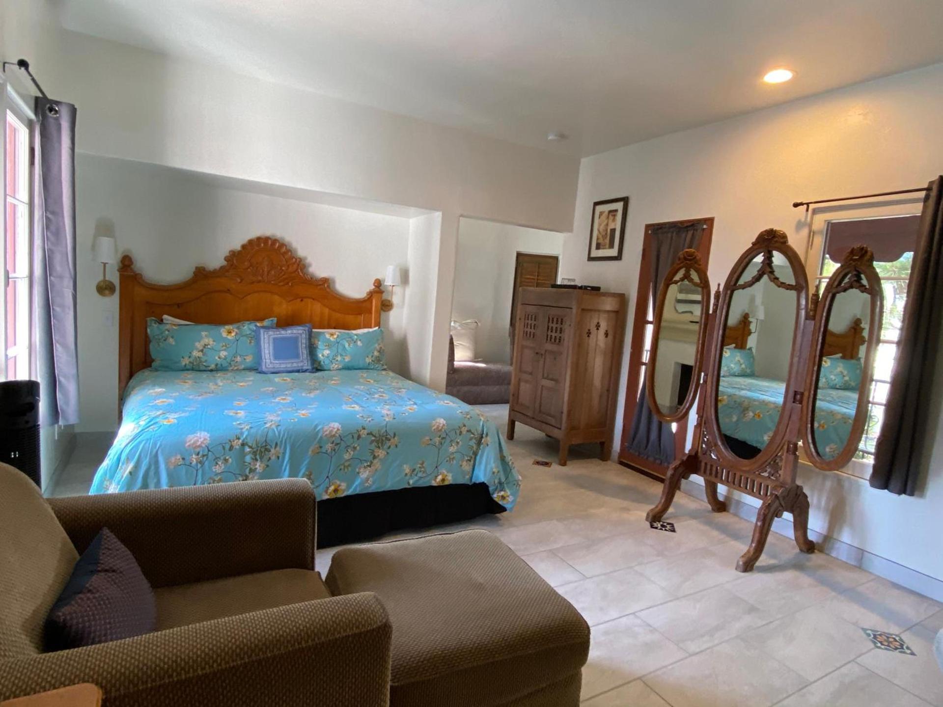 Villa Rosa Inn photo 19