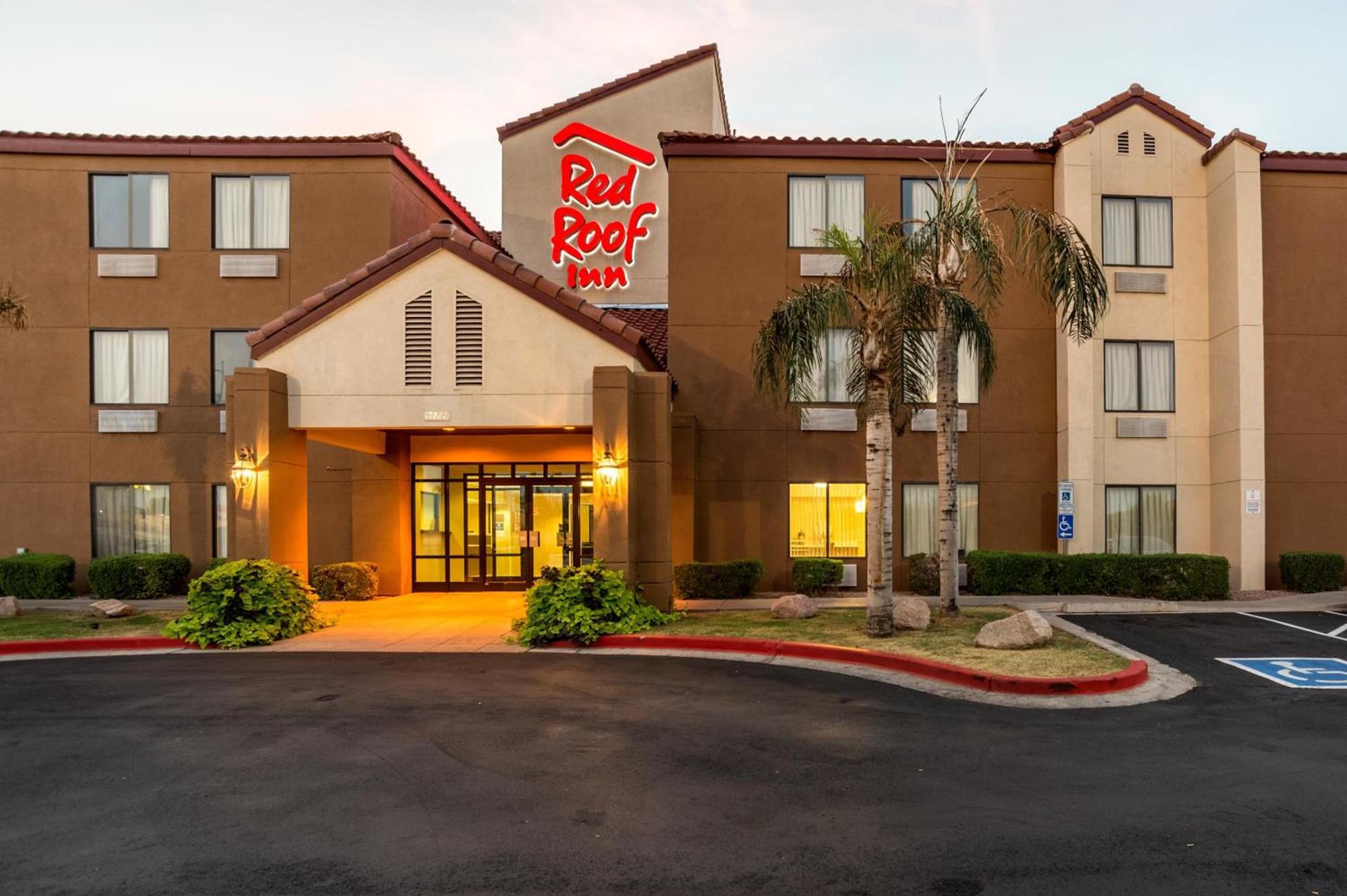 Red Roof Inn Phoenix North - I-17 at Bell Rd photo 7