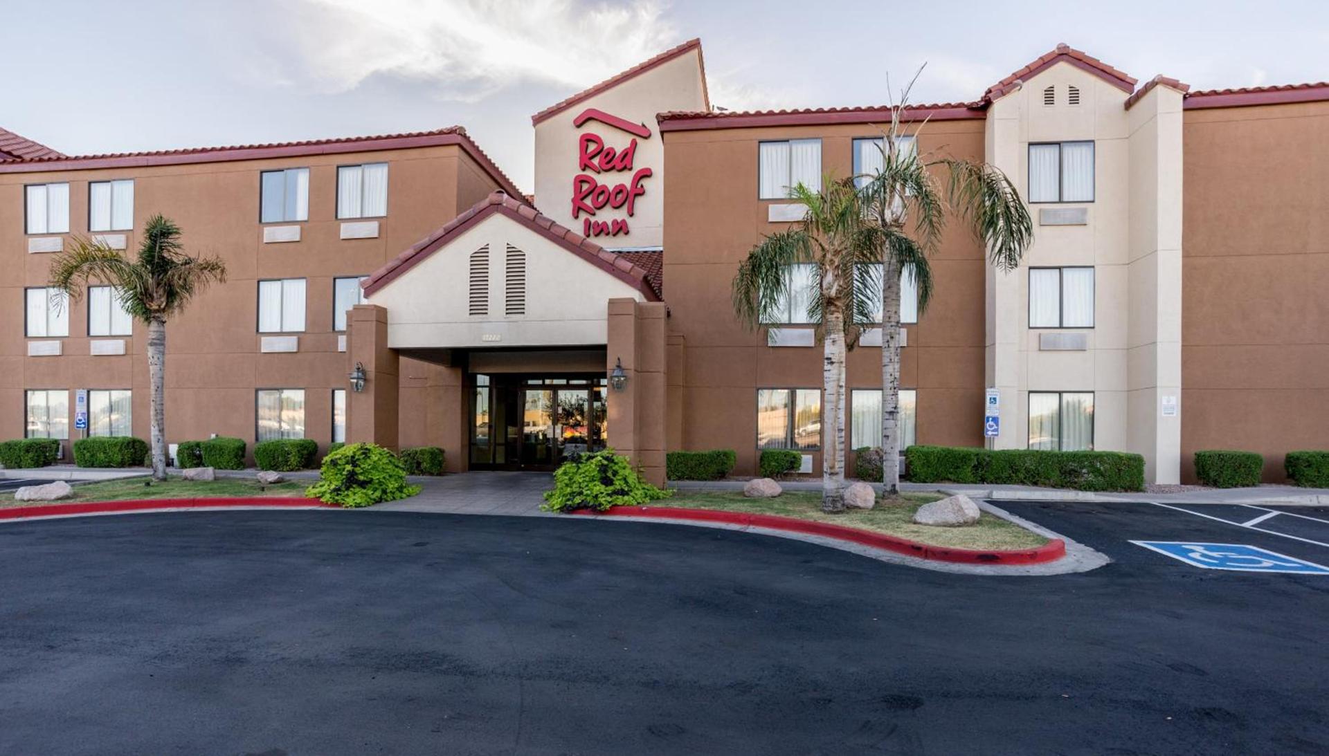 Red Roof Inn Phoenix North - I-17 at Bell Rd photo 1