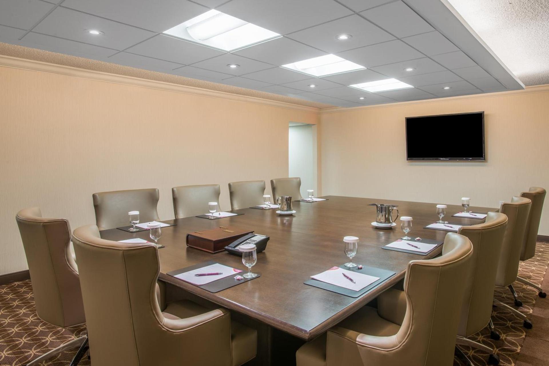 Crowne Plaza Suffern-Mahwah by IHG photo 56