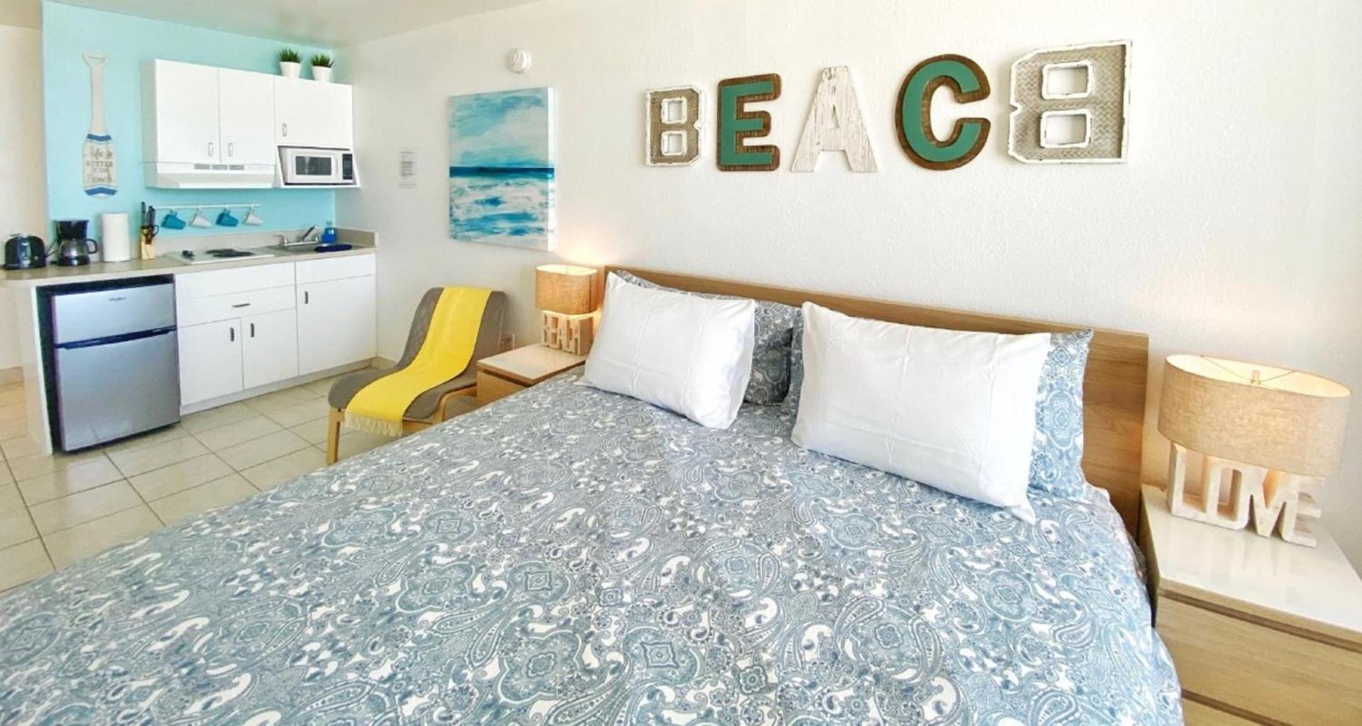 Pirates Cove Resort Studios! photo 7