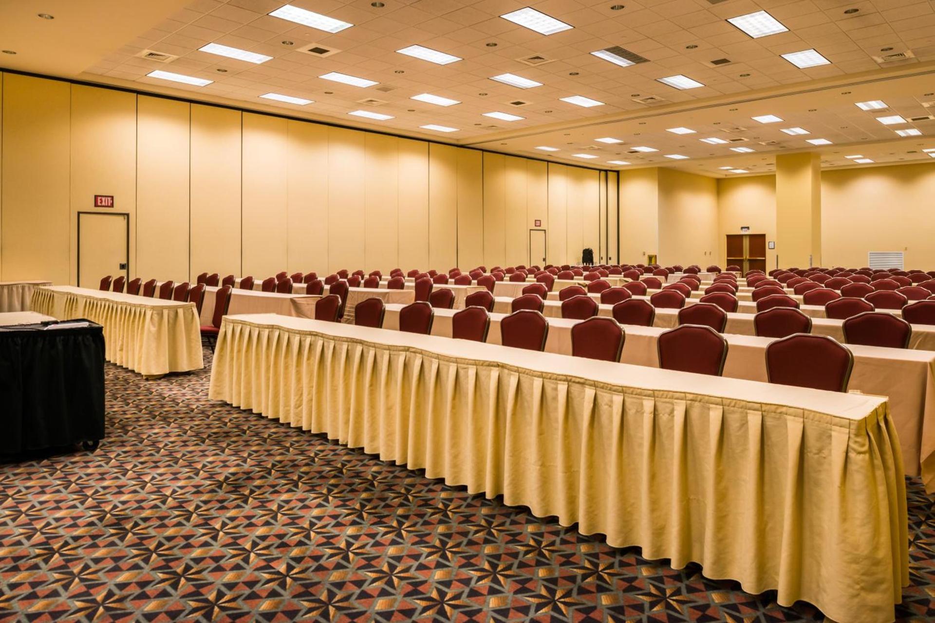 Crowne Plaza Springfield Convention Center by IHG photo 30