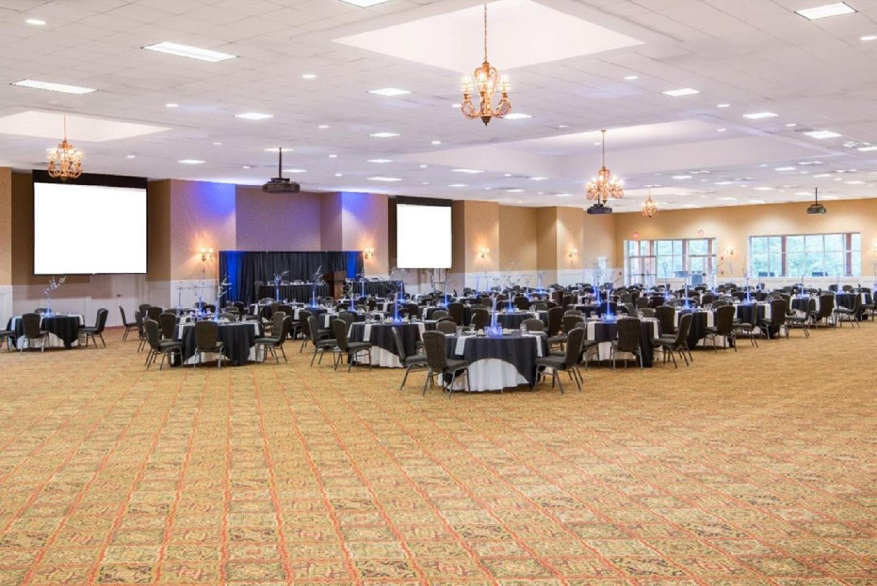 Crowne Plaza Resort Asheville by IHG photo 14