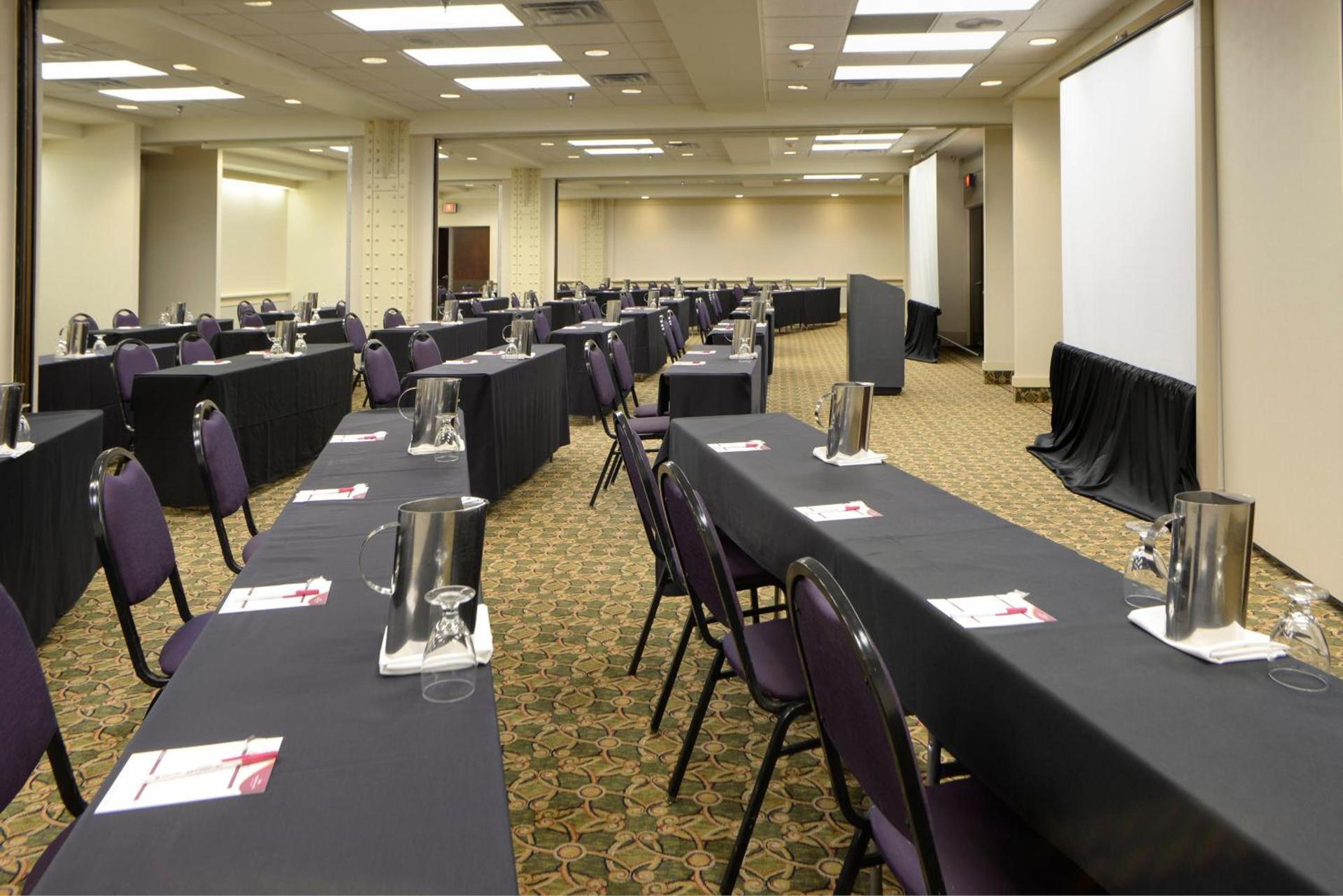 Crowne Plaza Indianapolis-Dwtn-Union Stn by IHG photo 7