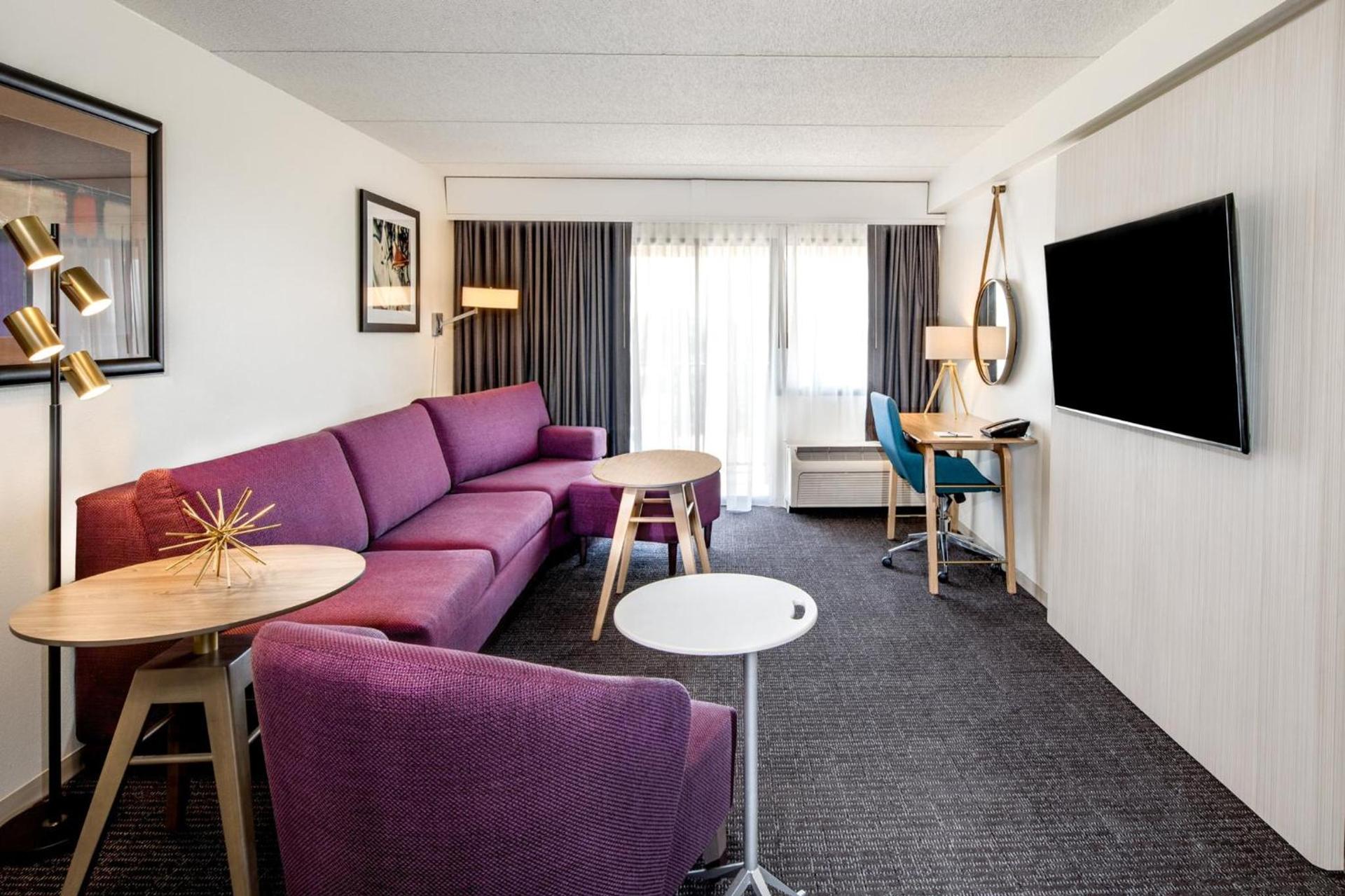 Crowne Plaza Milwaukee Airport by IHG photo 11