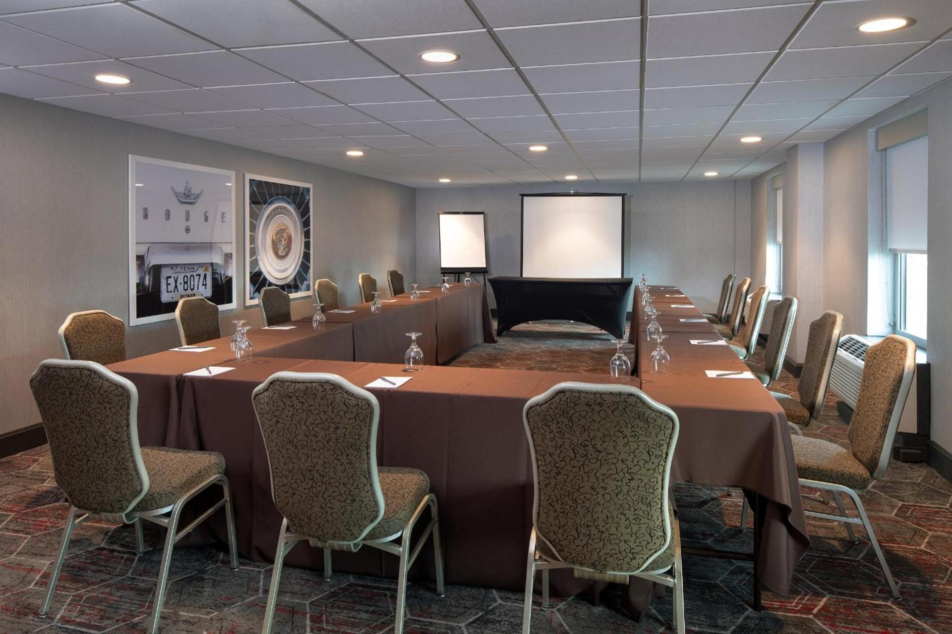 Crowne Plaza Memphis Downtown by IHG photo 47
