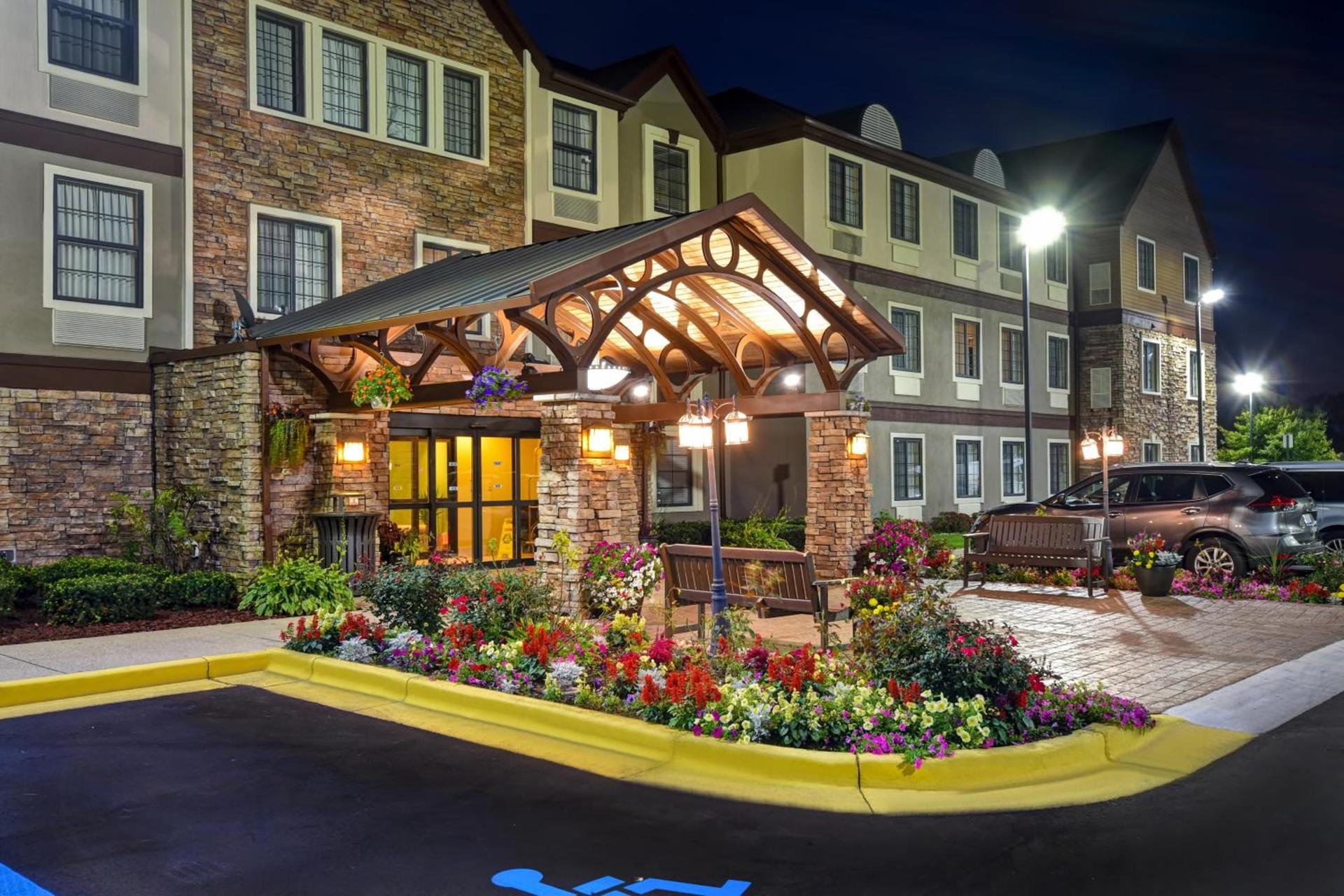 Staybridge Suites Grand Rapids-Kentwood by IHG photo 36