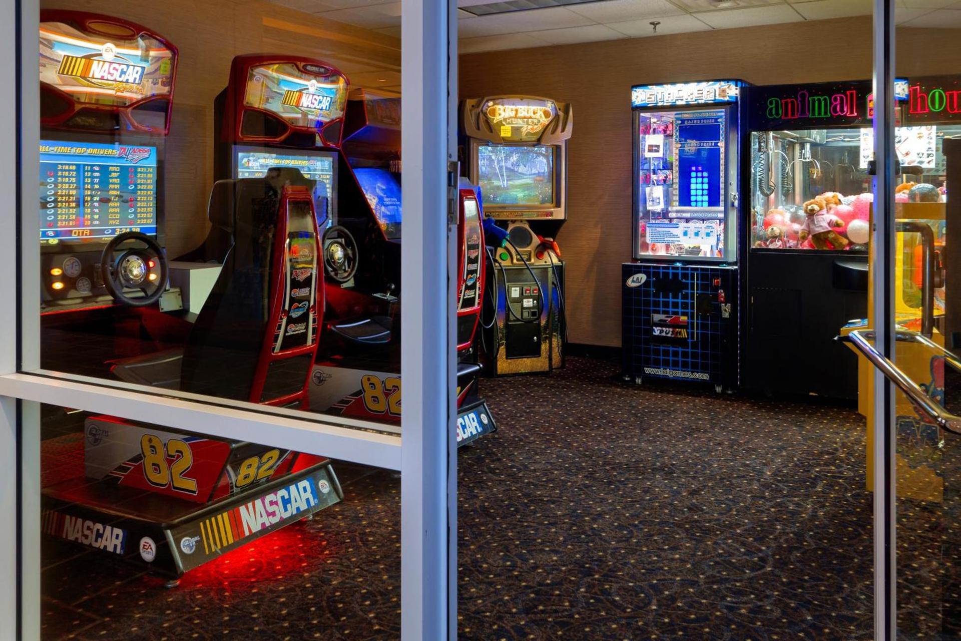 Crowne Plaza Minneapolis West by IHG photo 33