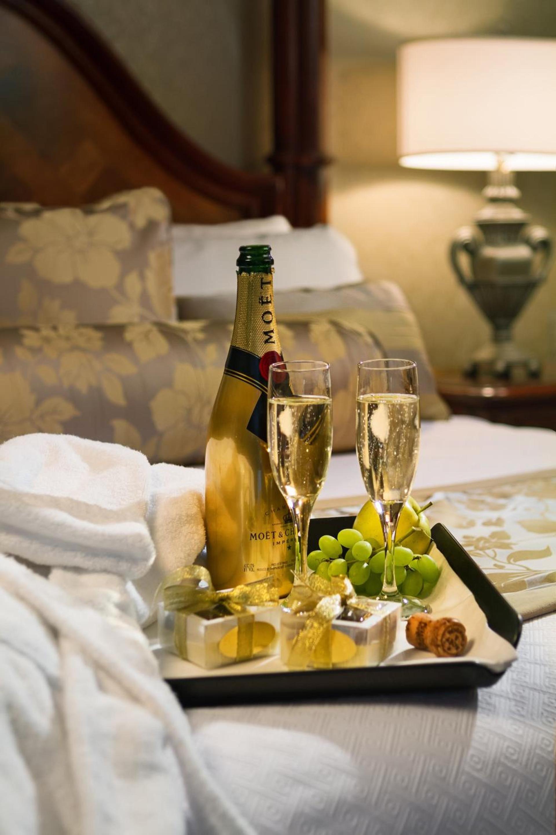 Crowne Plaza Minneapolis West by IHG photo 13
