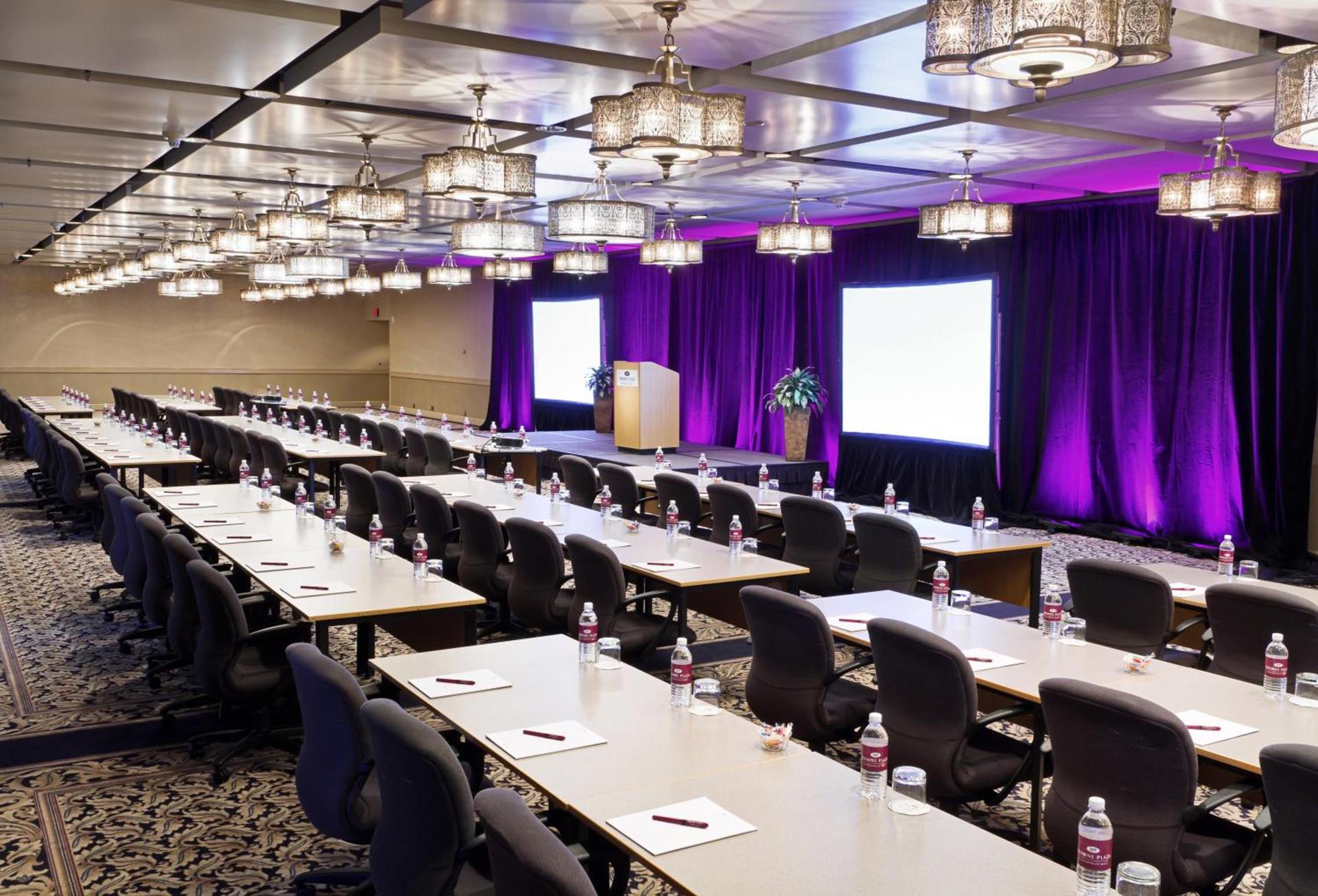Crowne Plaza Minneapolis West by IHG photo 46