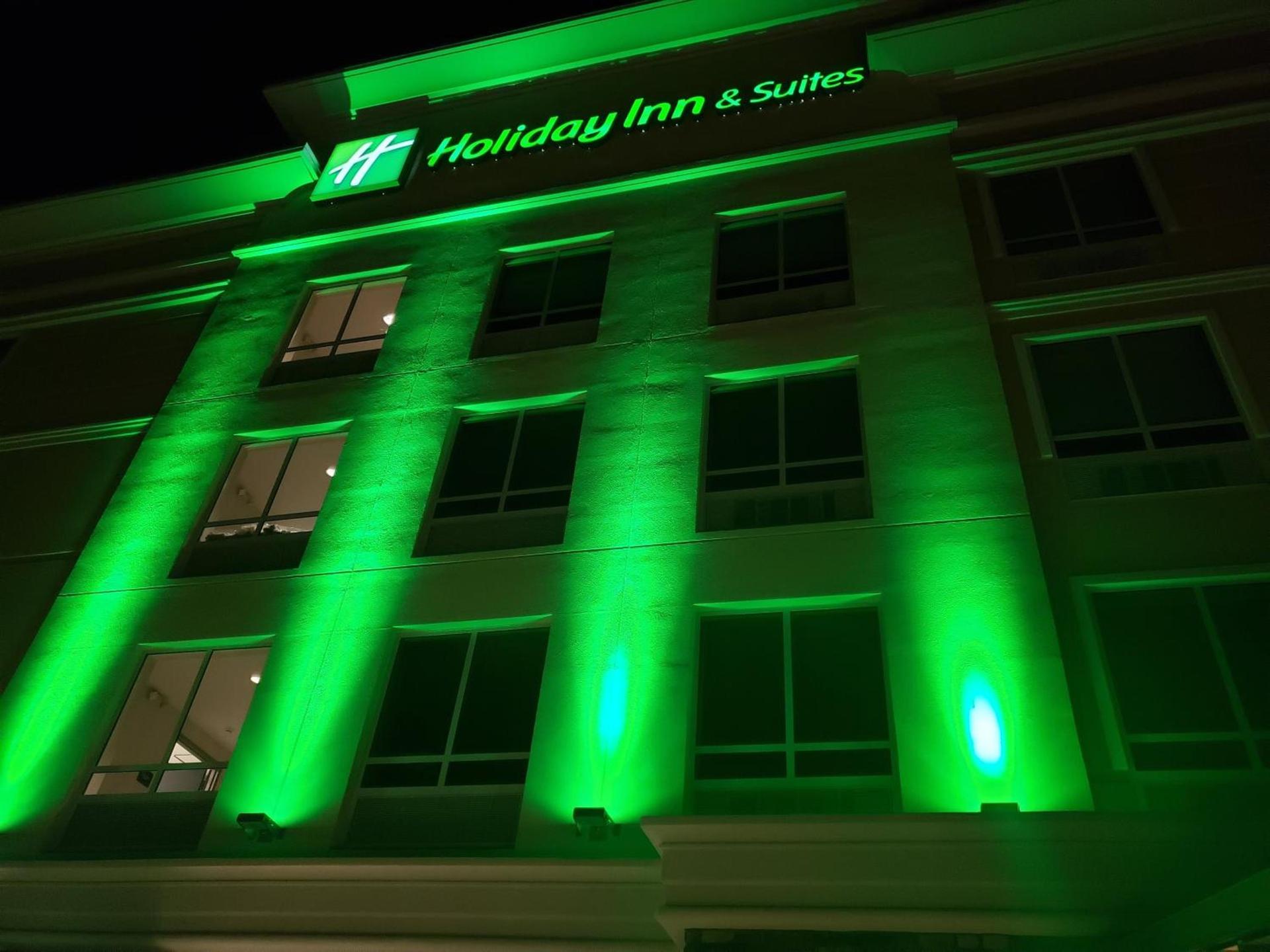 Holiday Inn & Suites - Hopkinsville - Convention Ctr by IHG photo 10