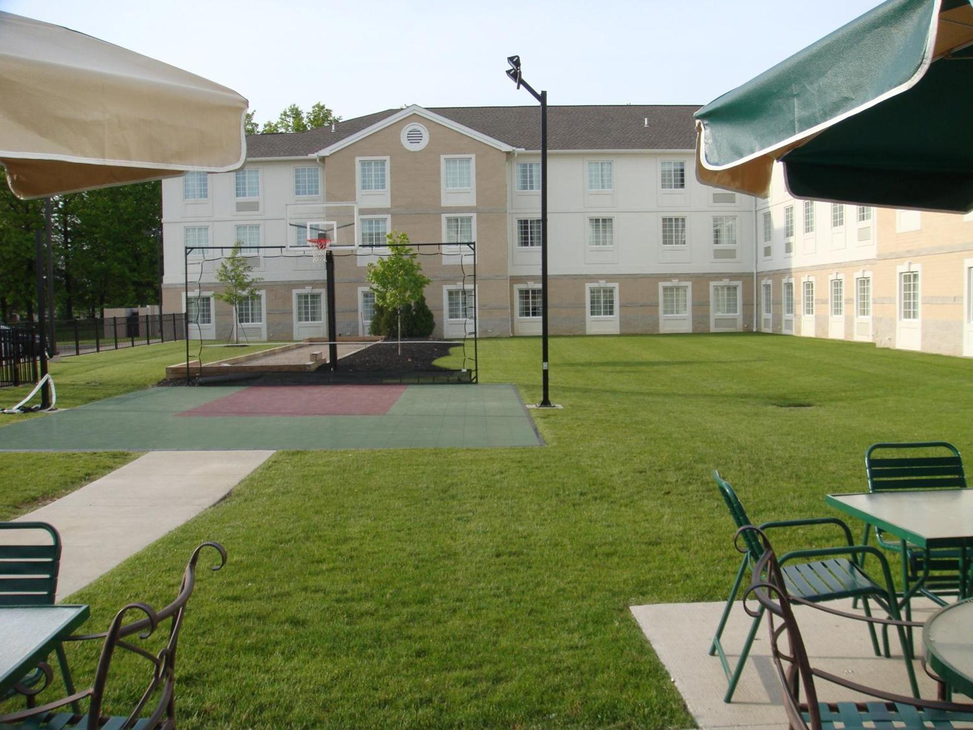 Staybridge Suites Cleveland Mayfield Heights Beachwood by IHG photo 53