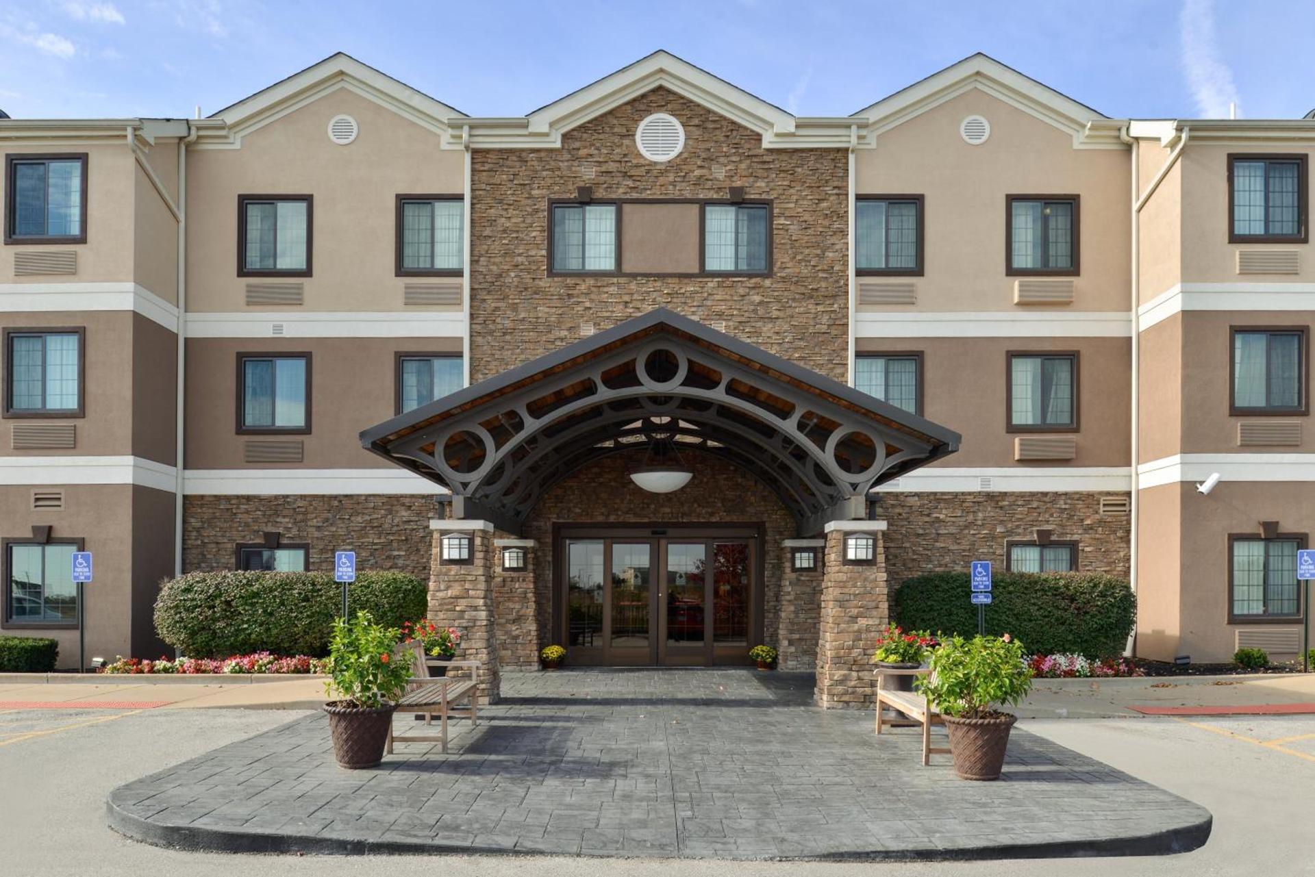 Staybridge Suites O'Fallon Chesterfield by IHG photo 79