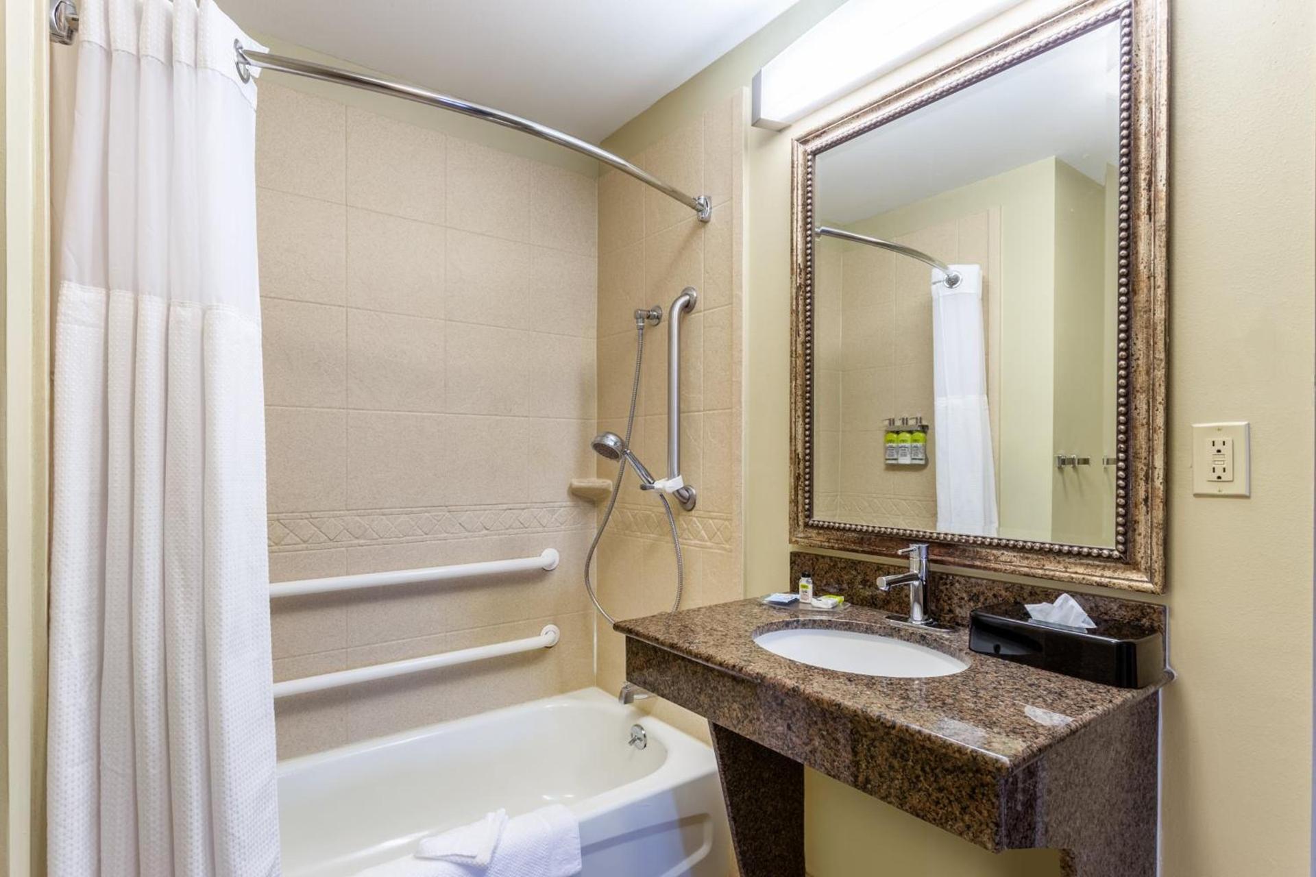 Staybridge Suites Davenport by IHG photo 64