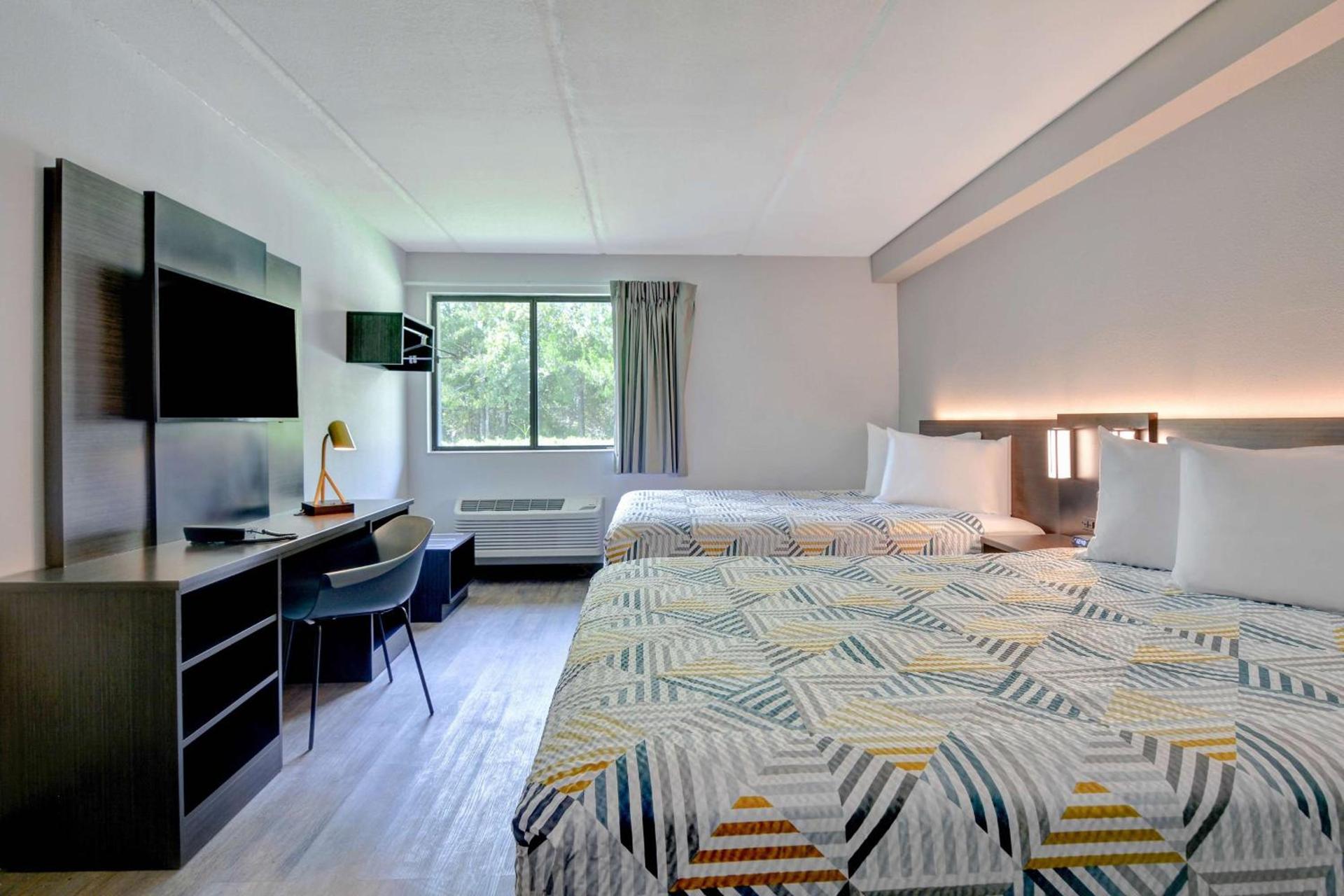 Studio 6 Extended Stay - Jacksonville, FL - Baymeadows photo 4