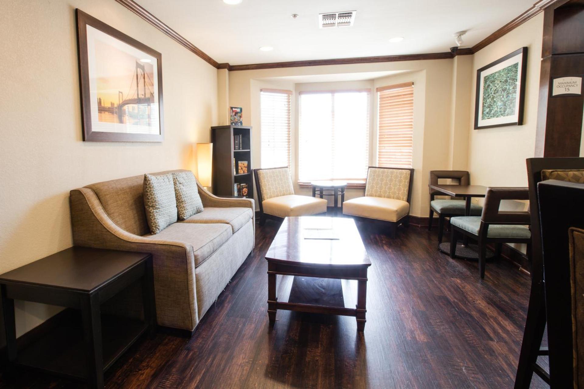Staybridge Suites Austin Airport by IHG photo 5