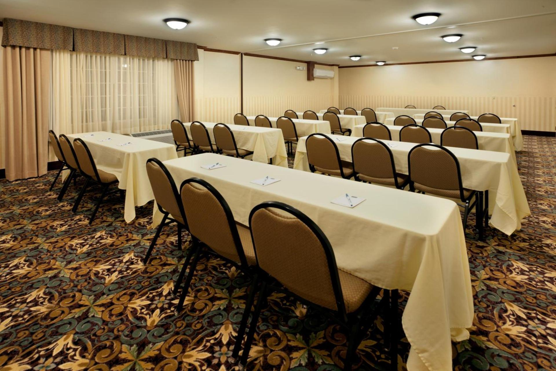 Staybridge Suites Austin Airport by IHG photo 8