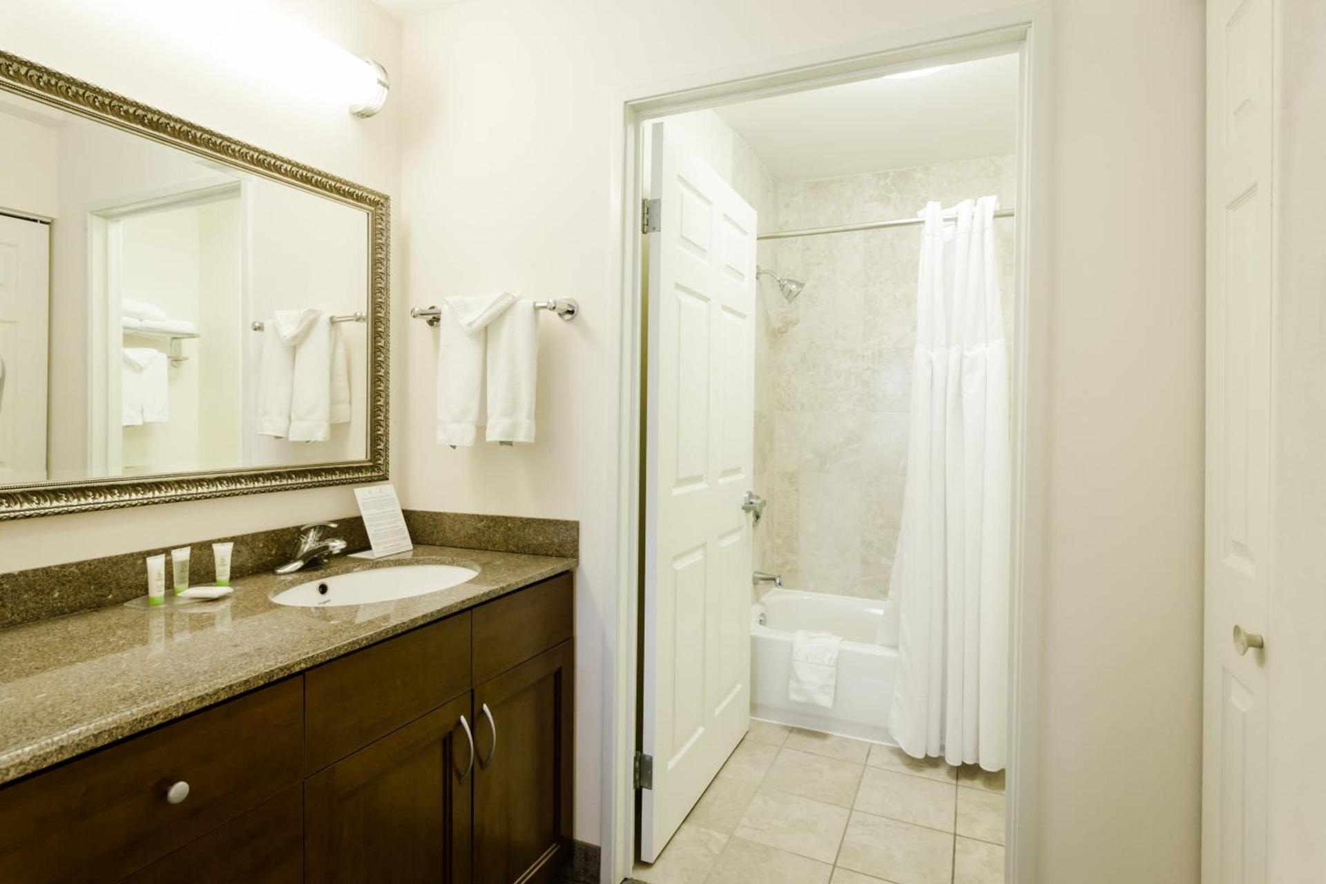 Staybridge Suites Austin Airport by IHG photo 11