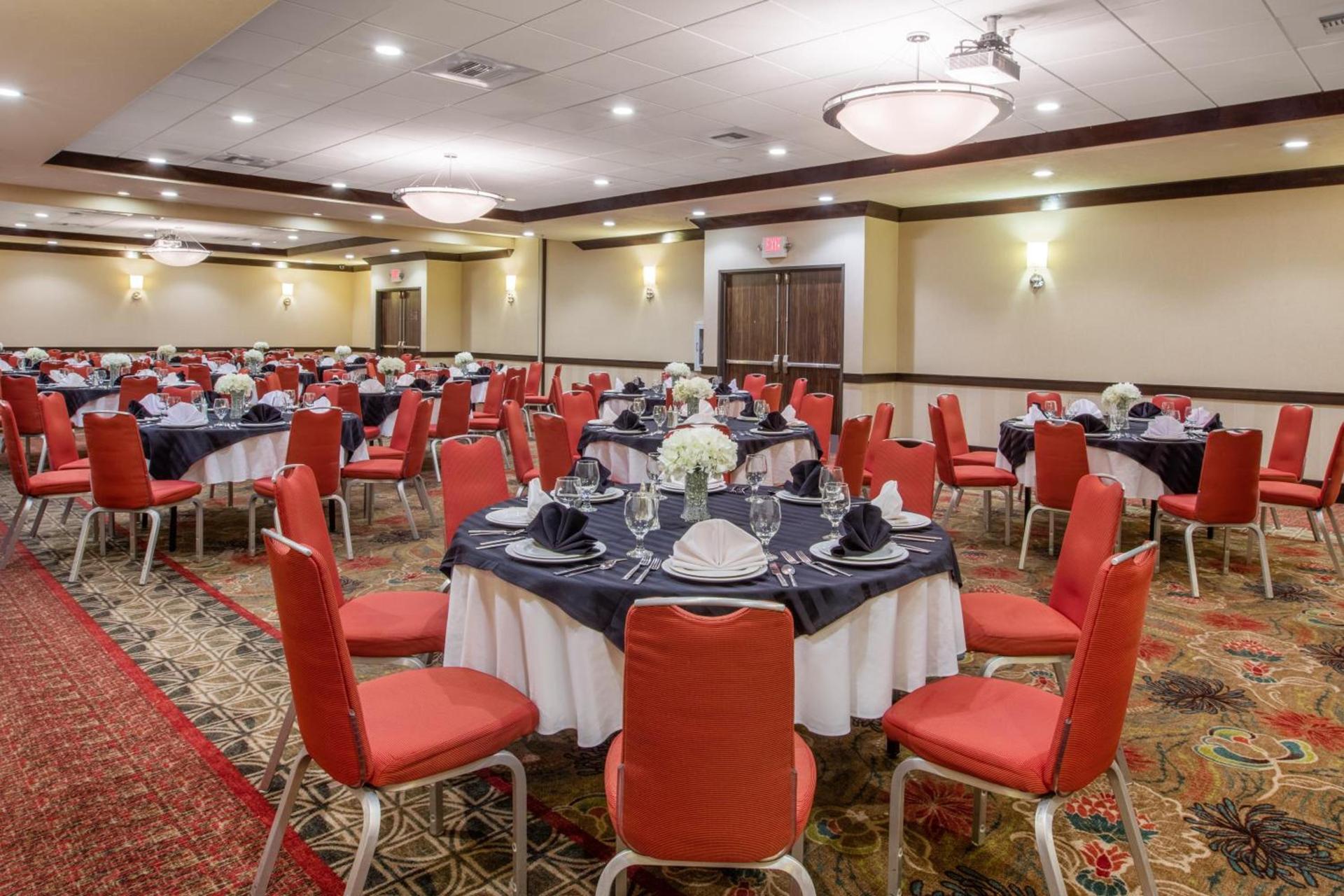 Crowne Plaza Anchorage-Midtown by IHG photo 54