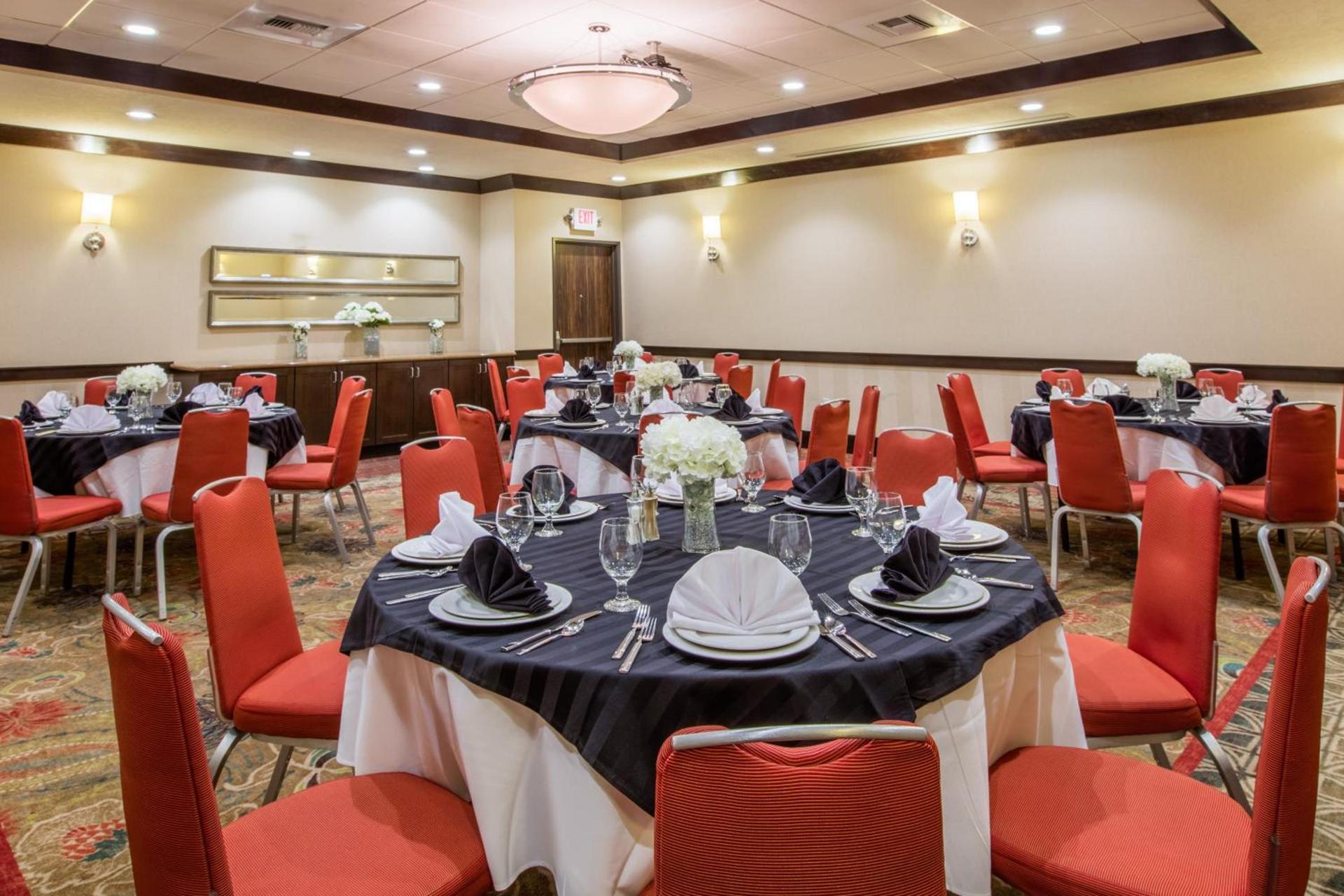Crowne Plaza Anchorage-Midtown by IHG photo 14
